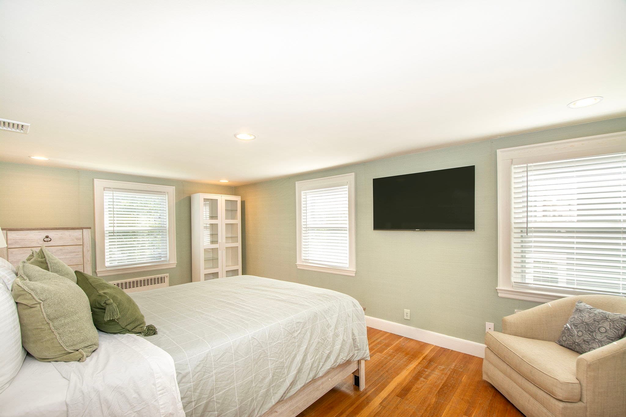 Single Family Residence at 88 Elm St, Milton MA 02186, Milton, photo 24 of 42