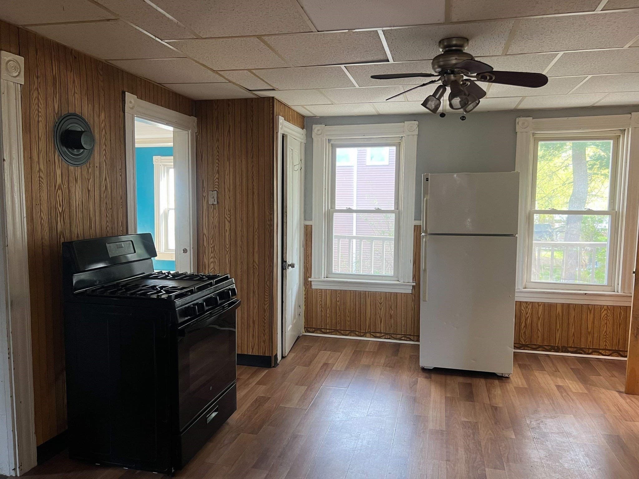 3 Family at 35 Third, Leominster MA 01453, Leominster, photo 22 of 37