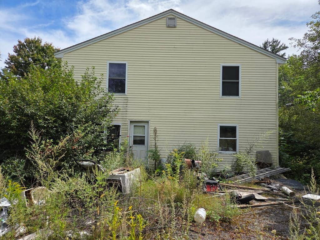 Single Family Residence at 92 Fitchburg Road, Ashburnham MA 01430, photo 2 of 14