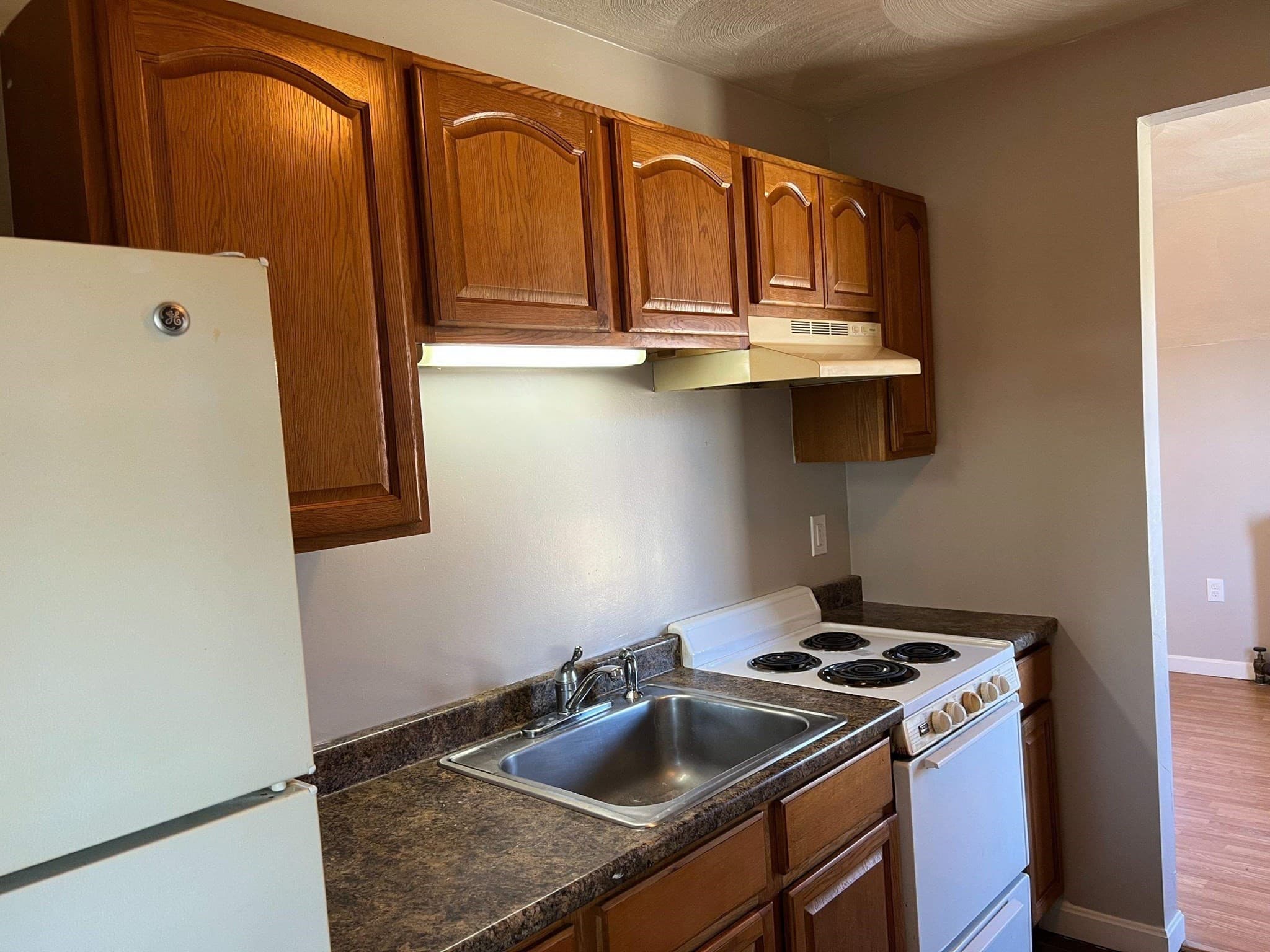 5-9 Family at 54-56 Mechanic St, Leominster MA 01453, Leominster, photo 4 of 37