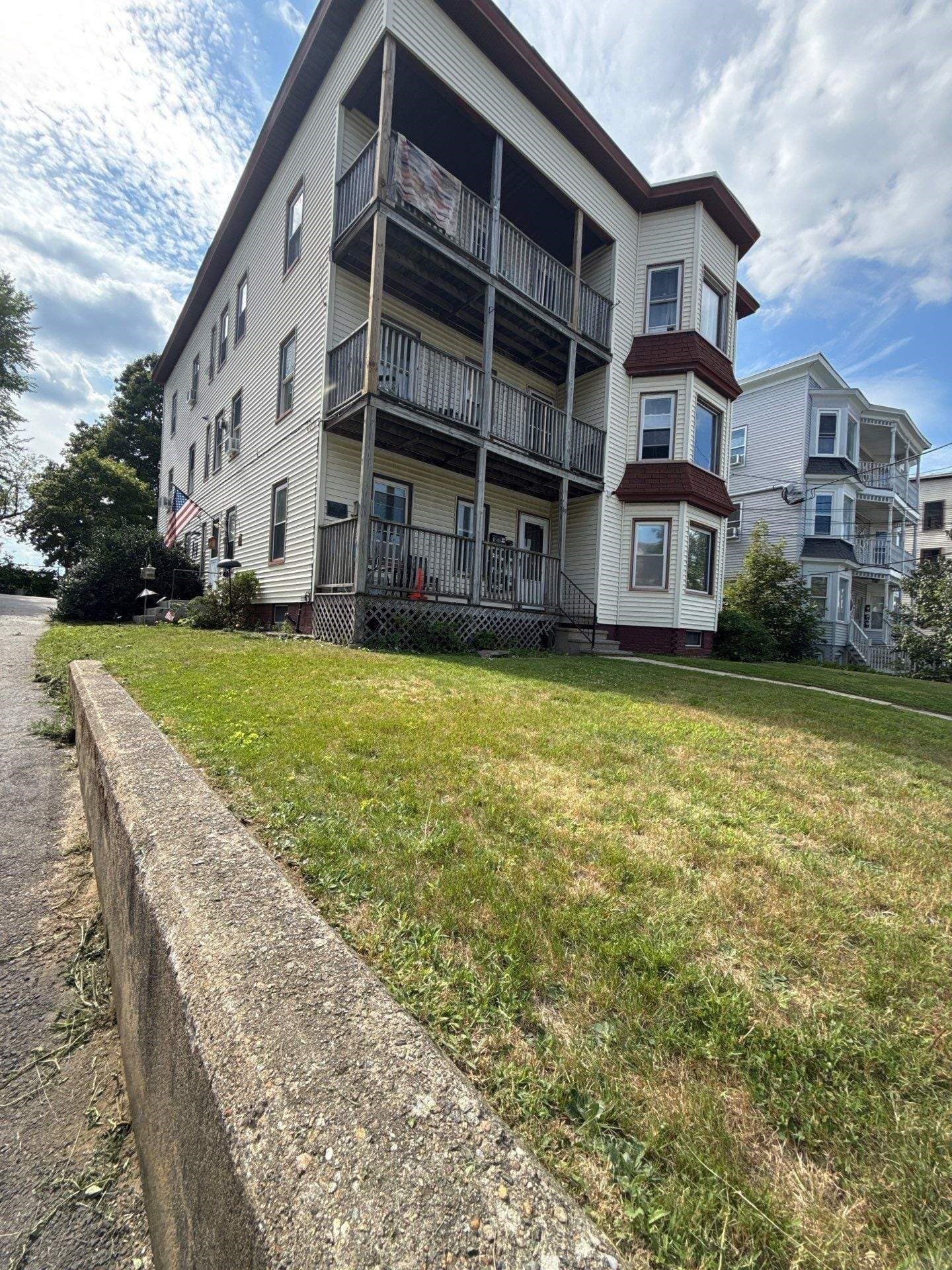 5-9 Family at 69 Nichols St, Gardner MA 01440, photo 23 of 23