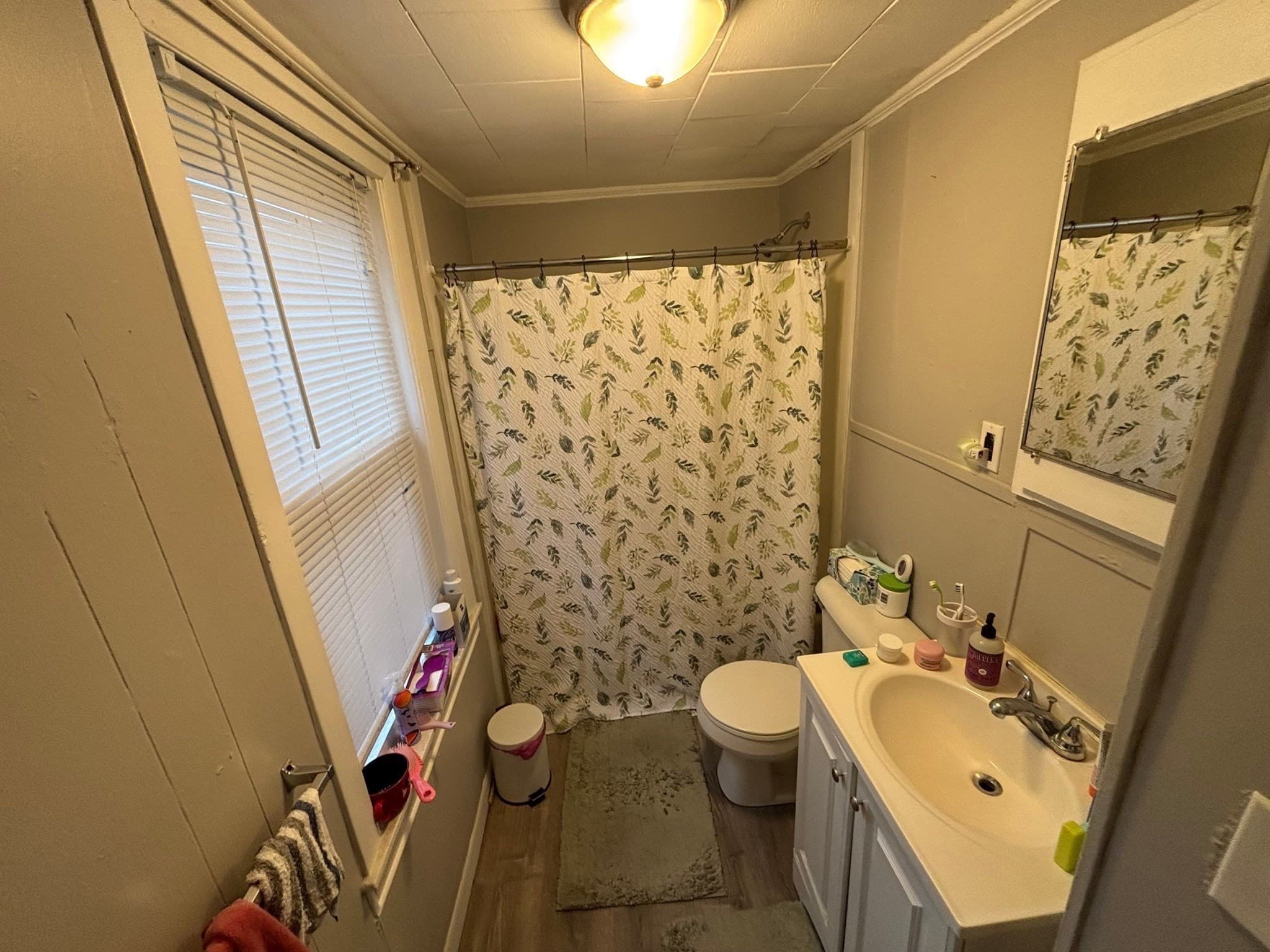 5-9 Family at 69 Nichols St, Gardner MA 01440, photo 8 of 23