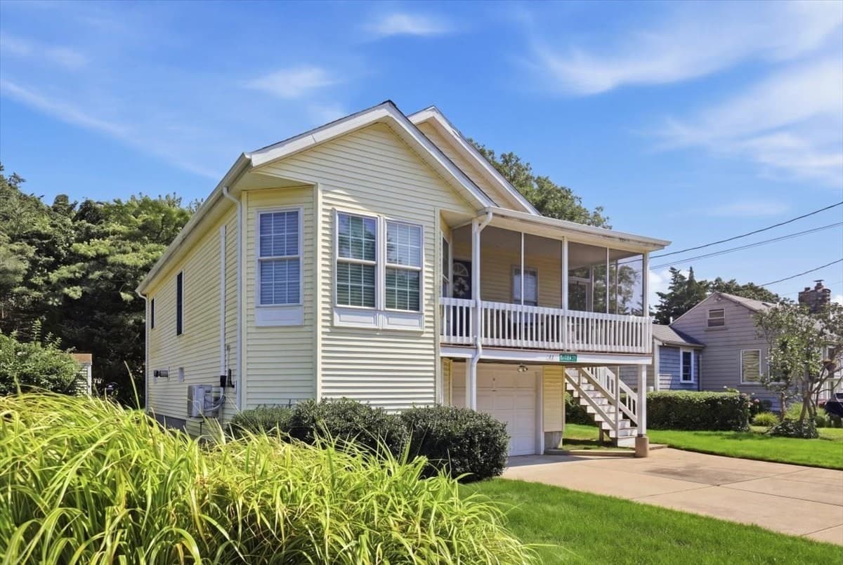 Single Family Residence at 129 Balsam St, Fairhaven MA 02719, Fairhaven, photo 5 of 36