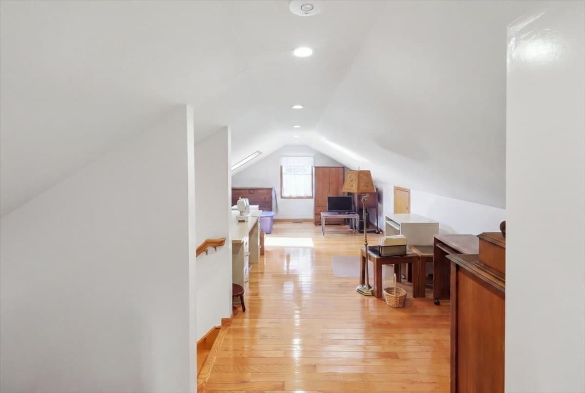 Single Family Residence at 129 Balsam St, Fairhaven MA 02719, Fairhaven, photo 24 of 36