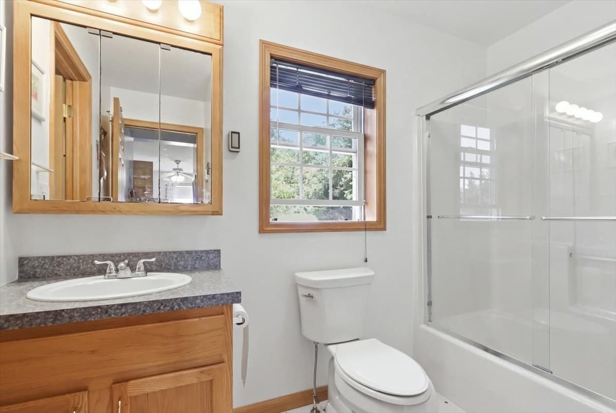 Single Family Residence at 129 Balsam St, Fairhaven MA 02719, Fairhaven, photo 19 of 36