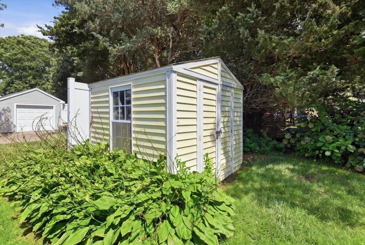 Single Family Residence at 129 Balsam St, Fairhaven MA 02719, Fairhaven, photo 29 of 36