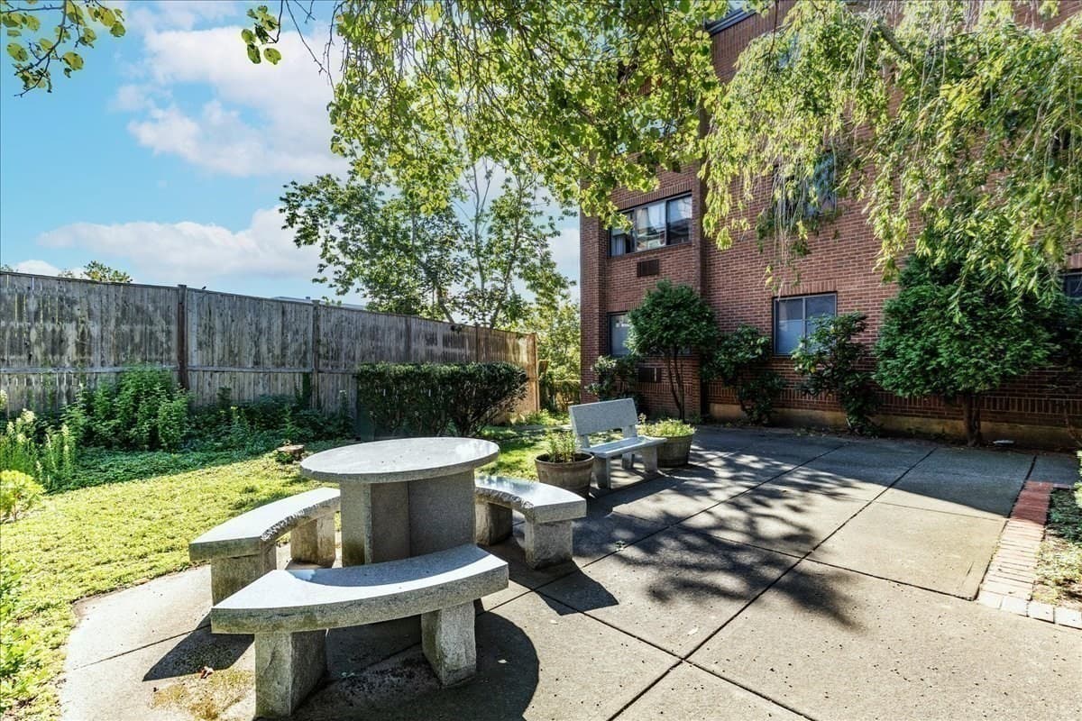 Condominium at 10 Norman Street # 502, Salem MA 01970, Salem, photo 15 of 38
