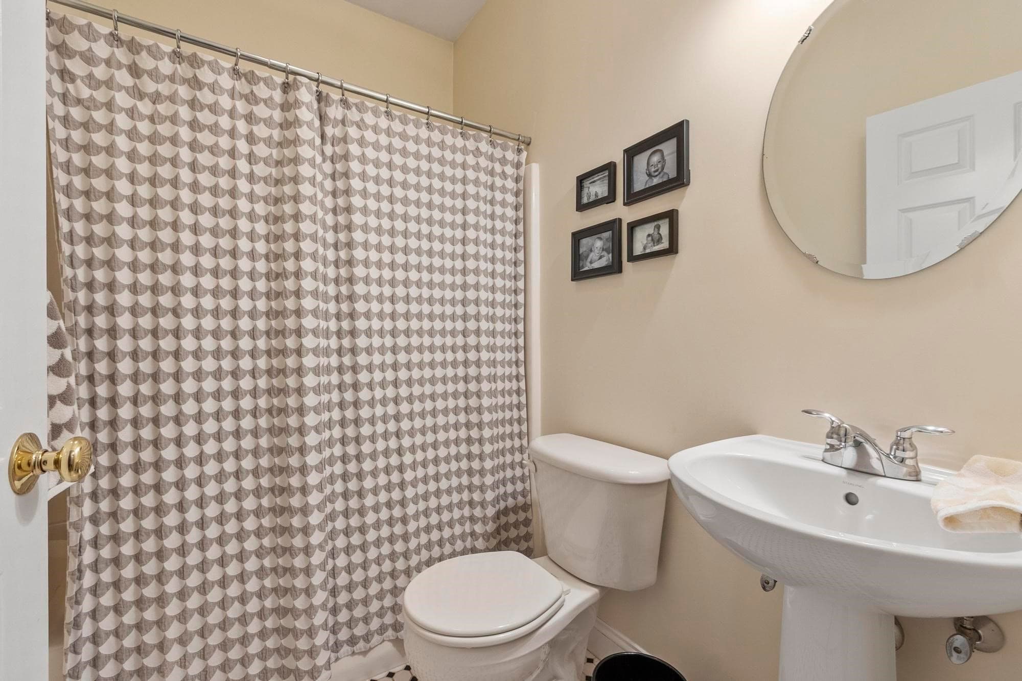 Single Family Residence at 6 Pheasant Hill Ln, Sterling MA 01564, Sterling, photo 16 of 42