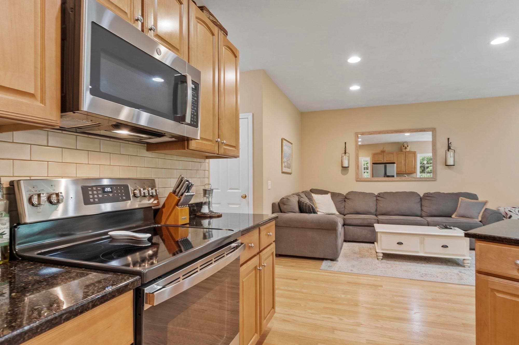 Single Family Residence at 6 Pheasant Hill Ln, Sterling MA 01564, Sterling, photo 15 of 42