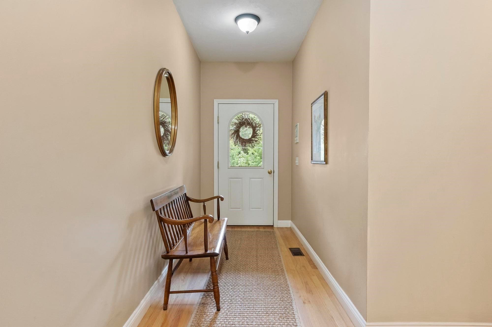 Single Family Residence at 6 Pheasant Hill Ln, Sterling MA 01564, Sterling, photo 4 of 42