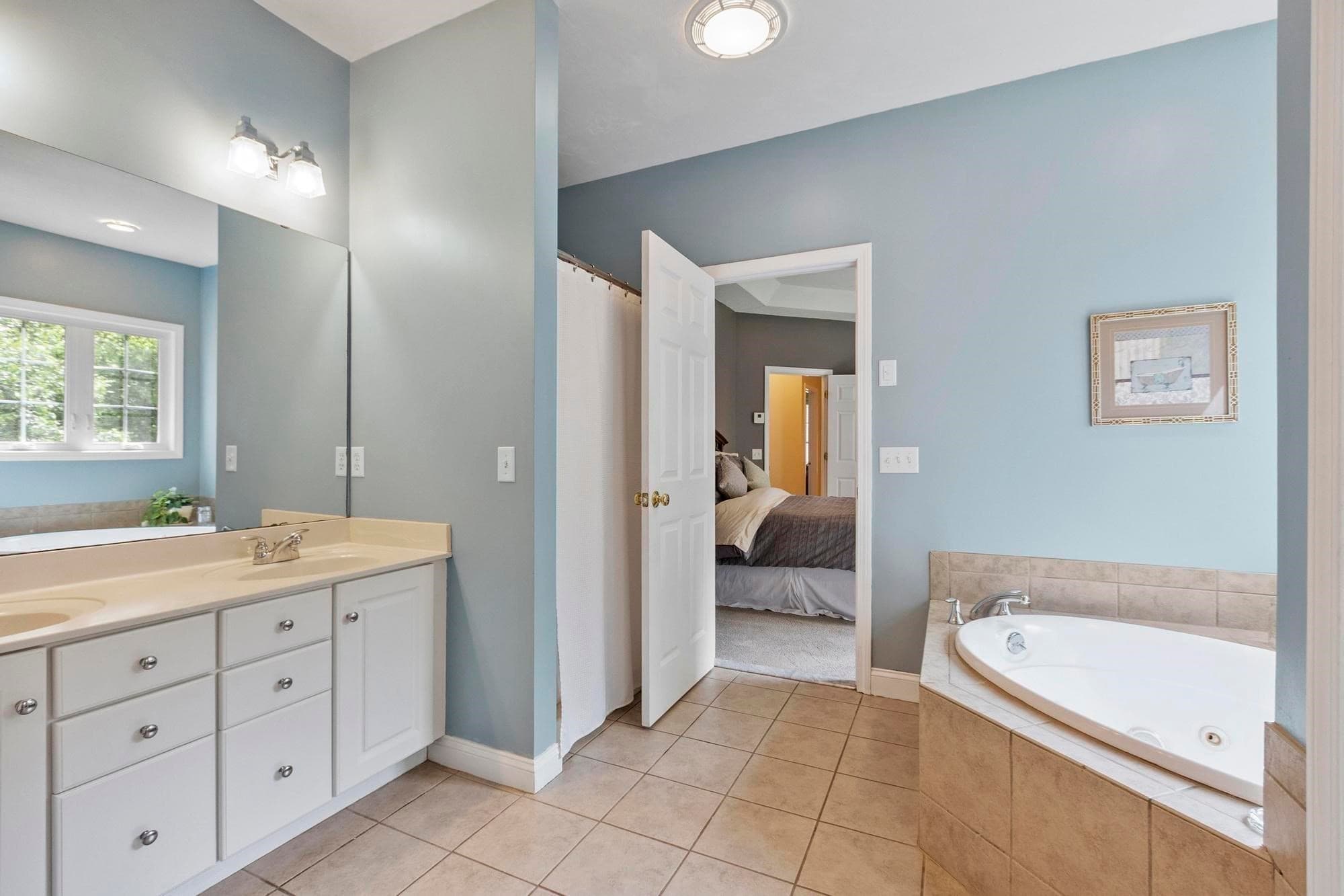 Single Family Residence at 6 Pheasant Hill Ln, Sterling MA 01564, Sterling, photo 21 of 42