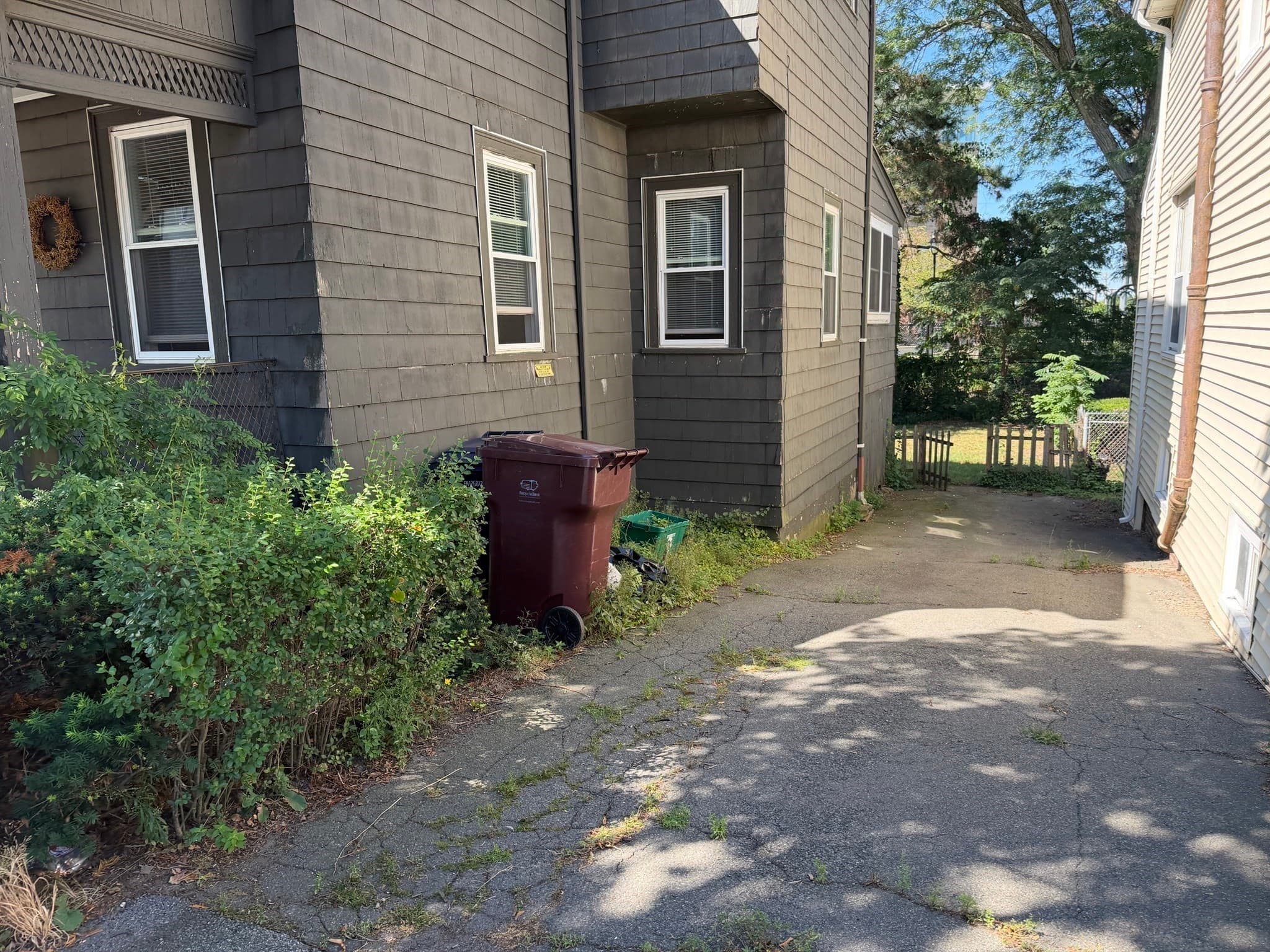 Single Family Residence at 143 Bell Rock, Everett MA 02149, Everett, photo 3 of 25