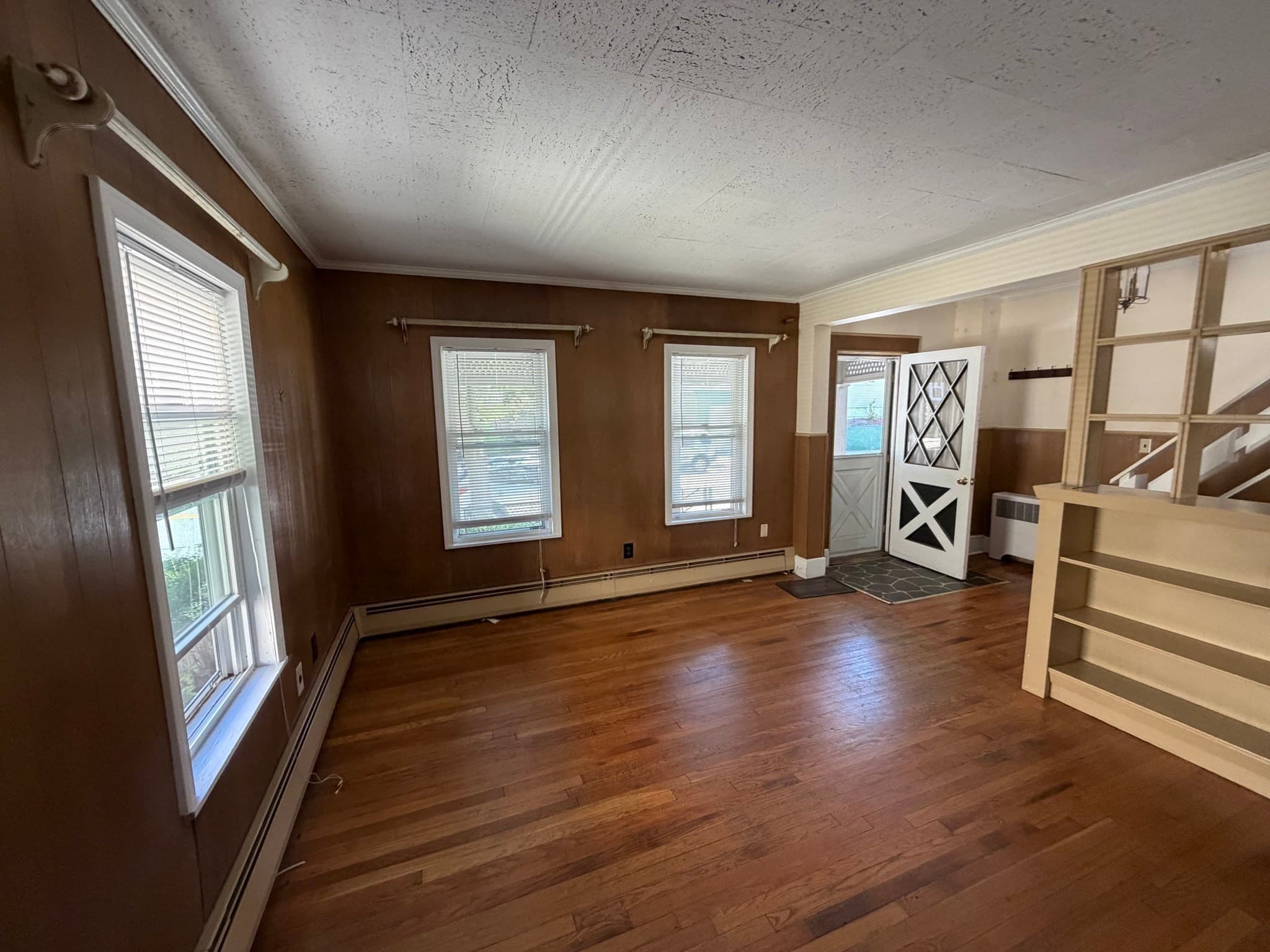 Single Family Residence at 143 Bell Rock, Everett MA 02149, Everett, photo 11 of 25