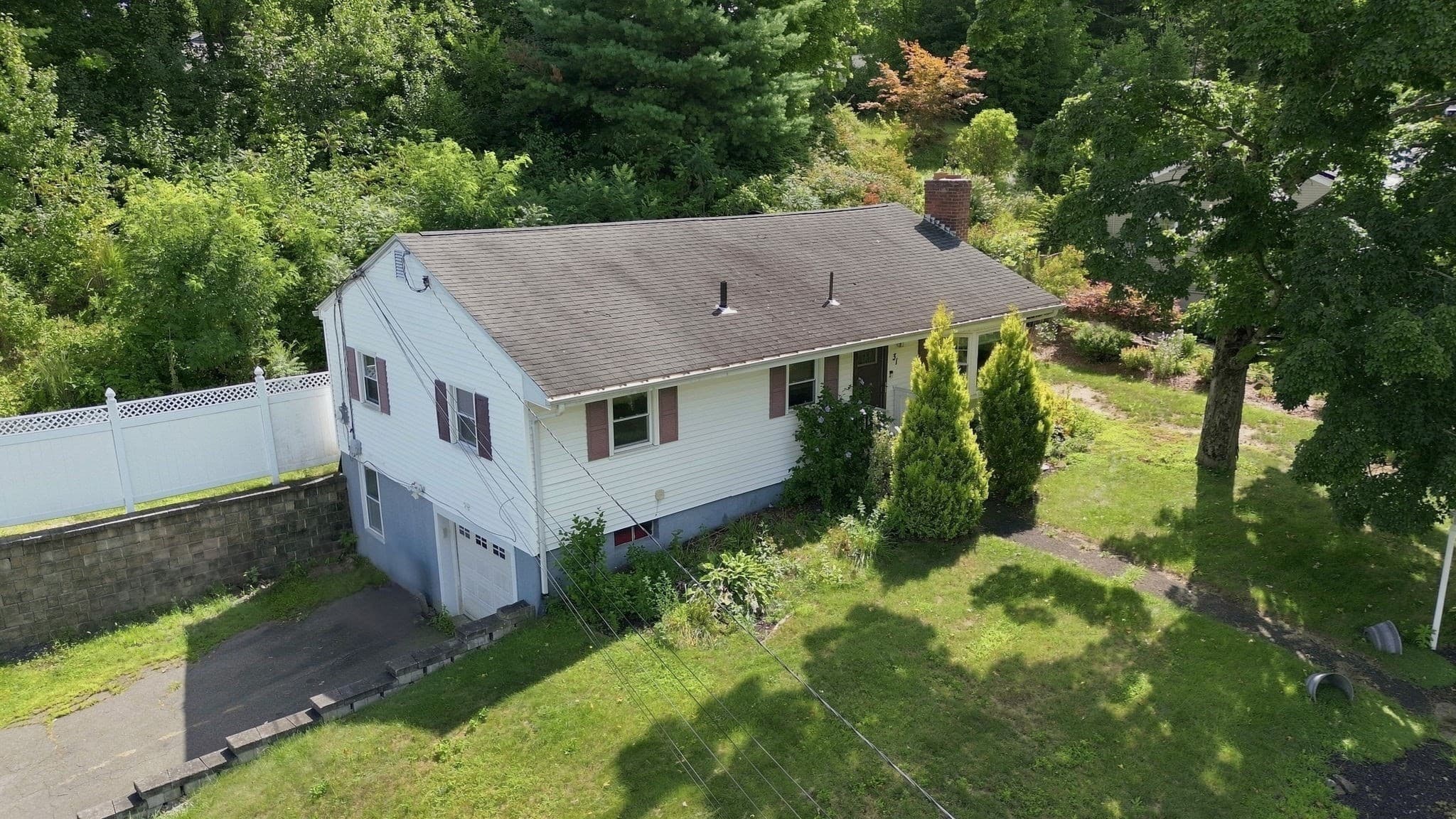 31 Sunset Terrace, Agawam MA 01030