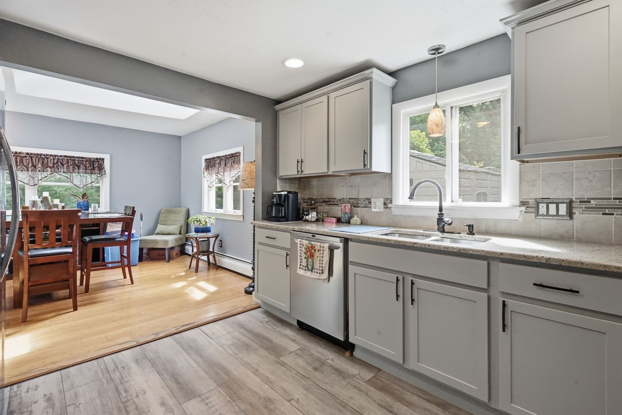 Single Family Residence at 31 Sunset Terrace, Agawam MA 01030, Agawam, photo 5 of 41