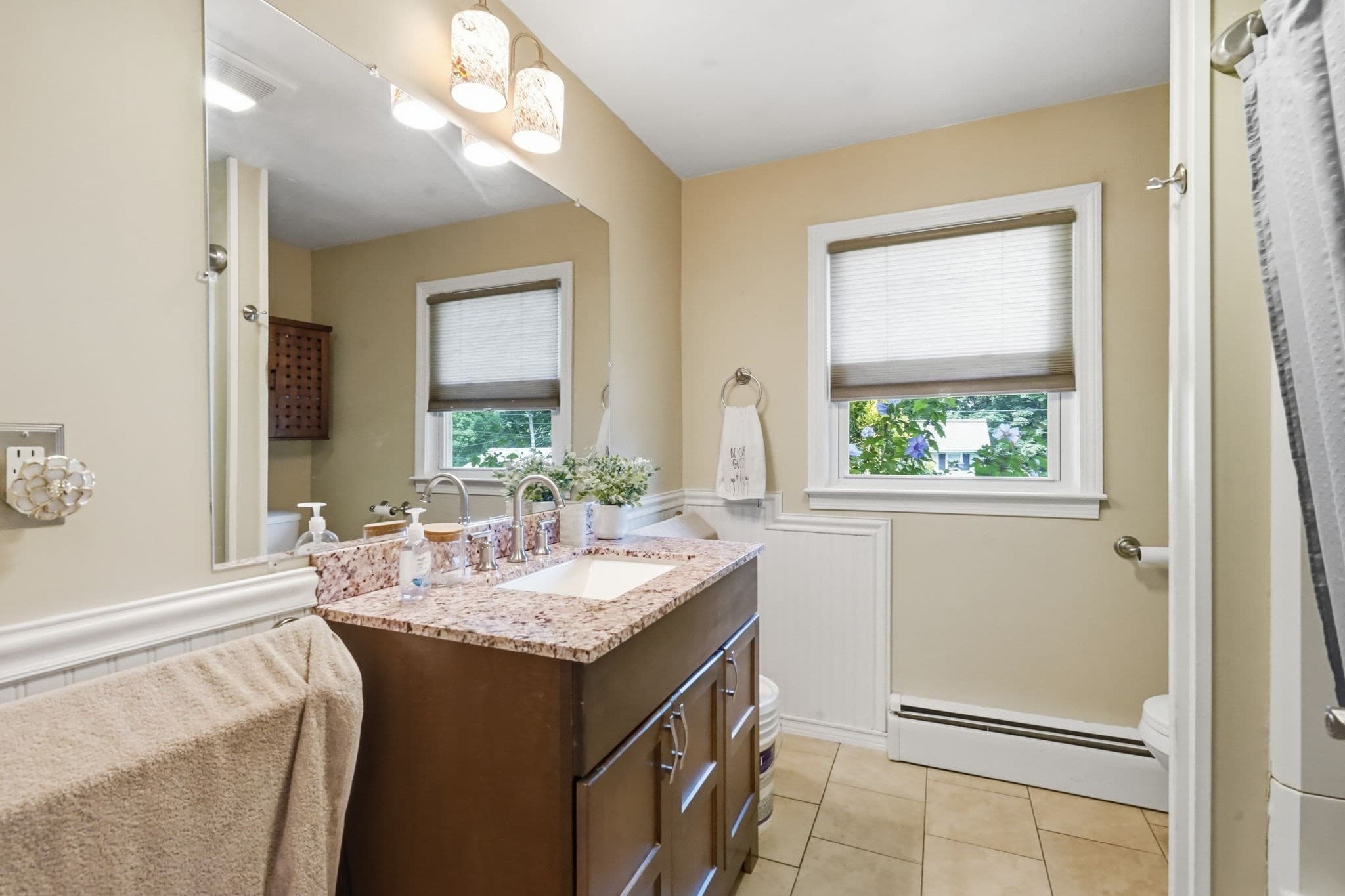 Single Family Residence at 31 Sunset Terrace, Agawam MA 01030, Agawam, photo 14 of 41