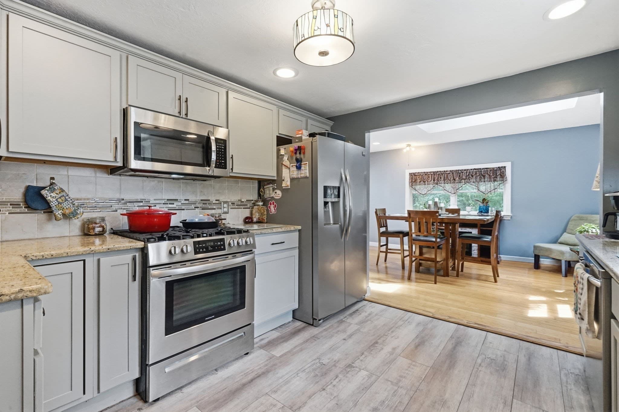 Single Family Residence at 31 Sunset Terrace, Agawam MA 01030, Agawam, photo 4 of 41