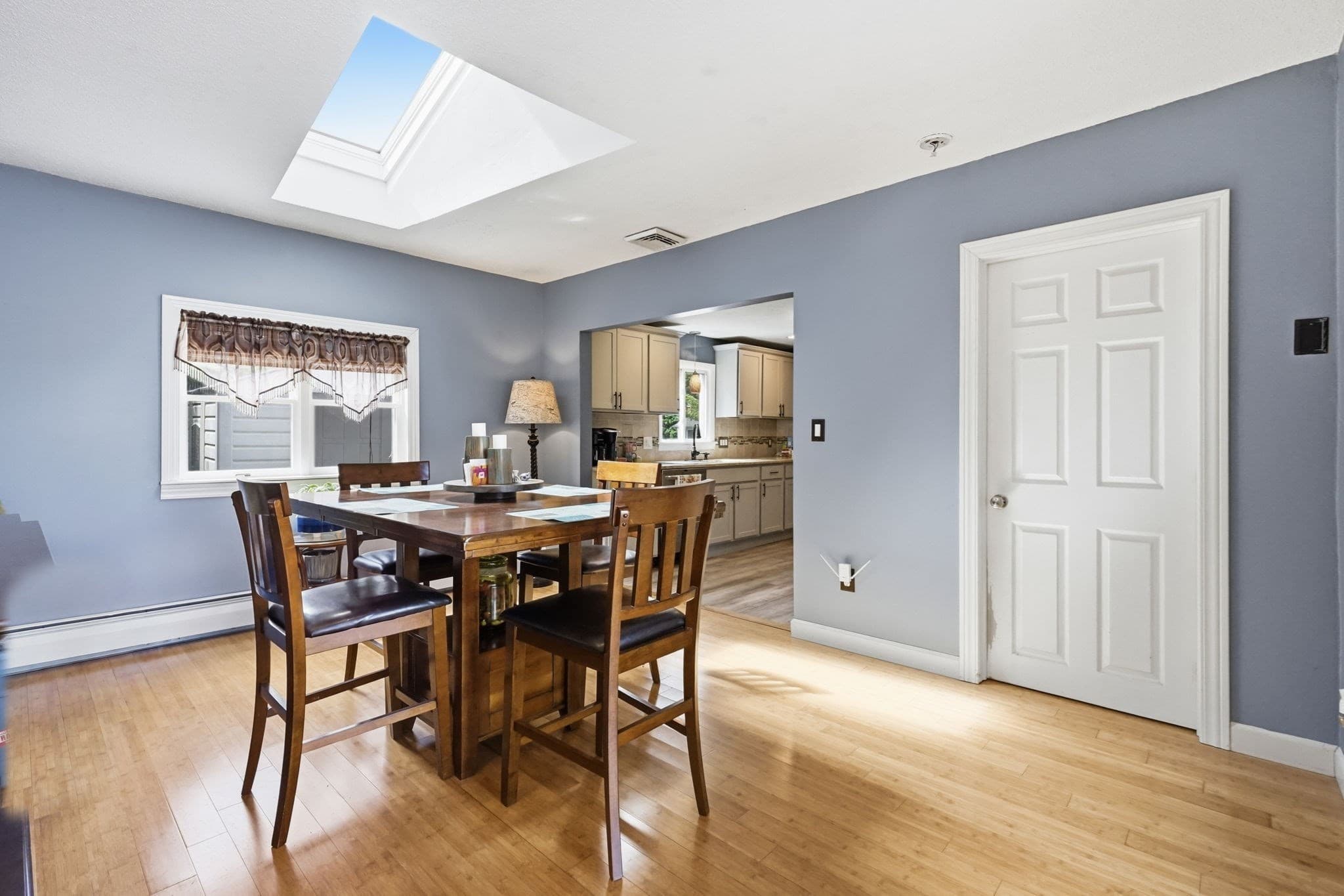 Single Family Residence at 31 Sunset Terrace, Agawam MA 01030, Agawam, photo 8 of 41