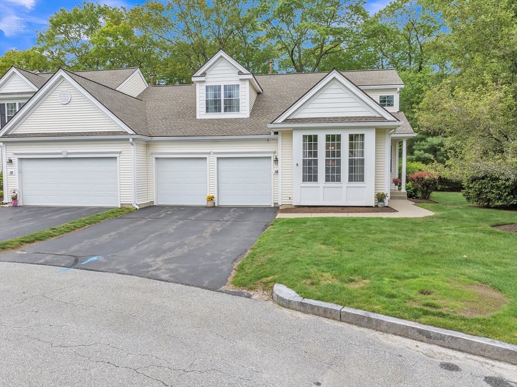 Condominium at 16 Linkside Ct # 16, Northbridge MA 01534, Northbridge, photo 2 of 38