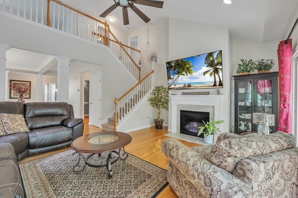 Condominium at 16 Linkside Ct # 16, Northbridge MA 01534, Northbridge, photo 16 of 38