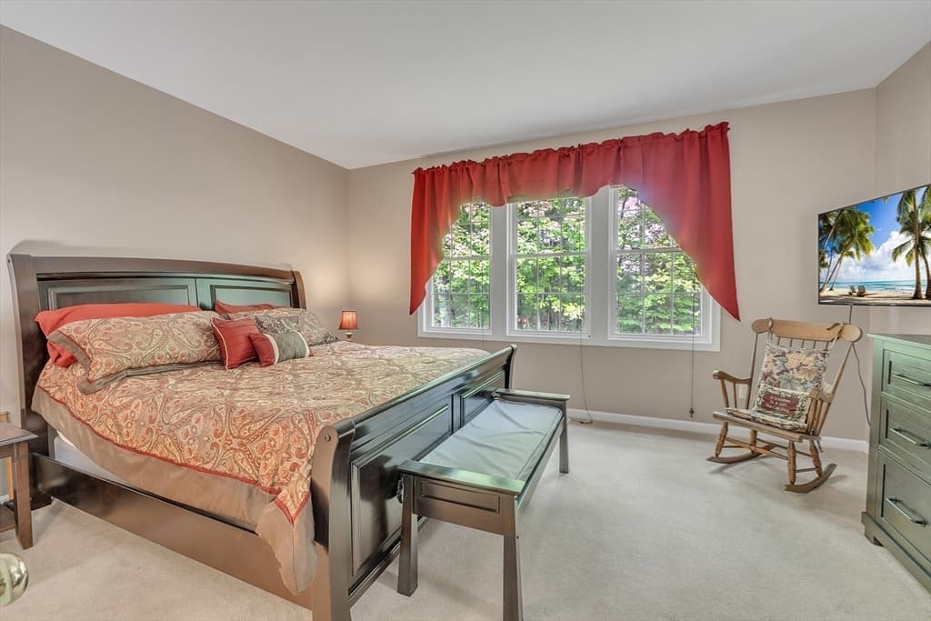 Condominium at 16 Linkside Ct # 16, Northbridge MA 01534, Northbridge, photo 22 of 38
