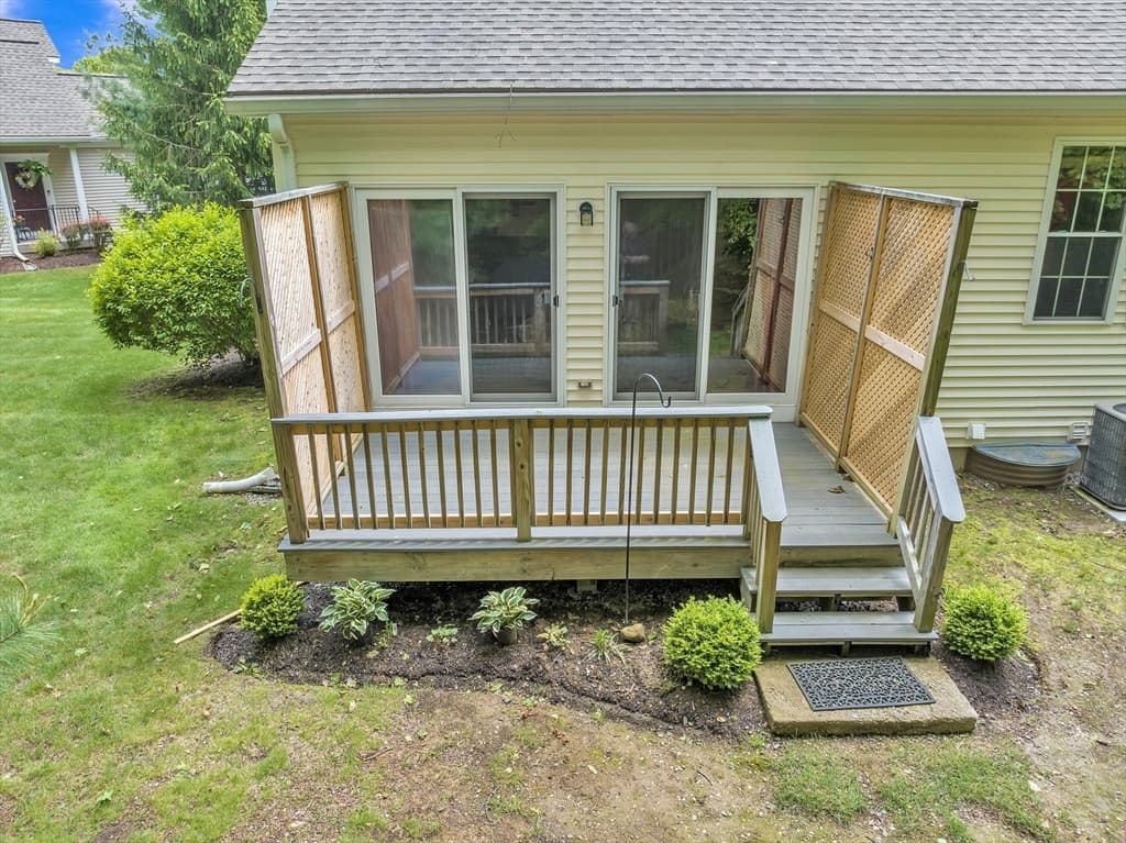 Condominium at 16 Linkside Ct # 16, Northbridge MA 01534, Northbridge, photo 36 of 38