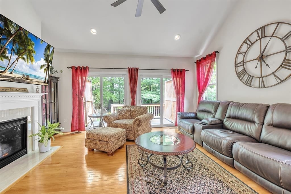 Condominium at 16 Linkside Ct # 16, Northbridge MA 01534, Northbridge, photo 18 of 38