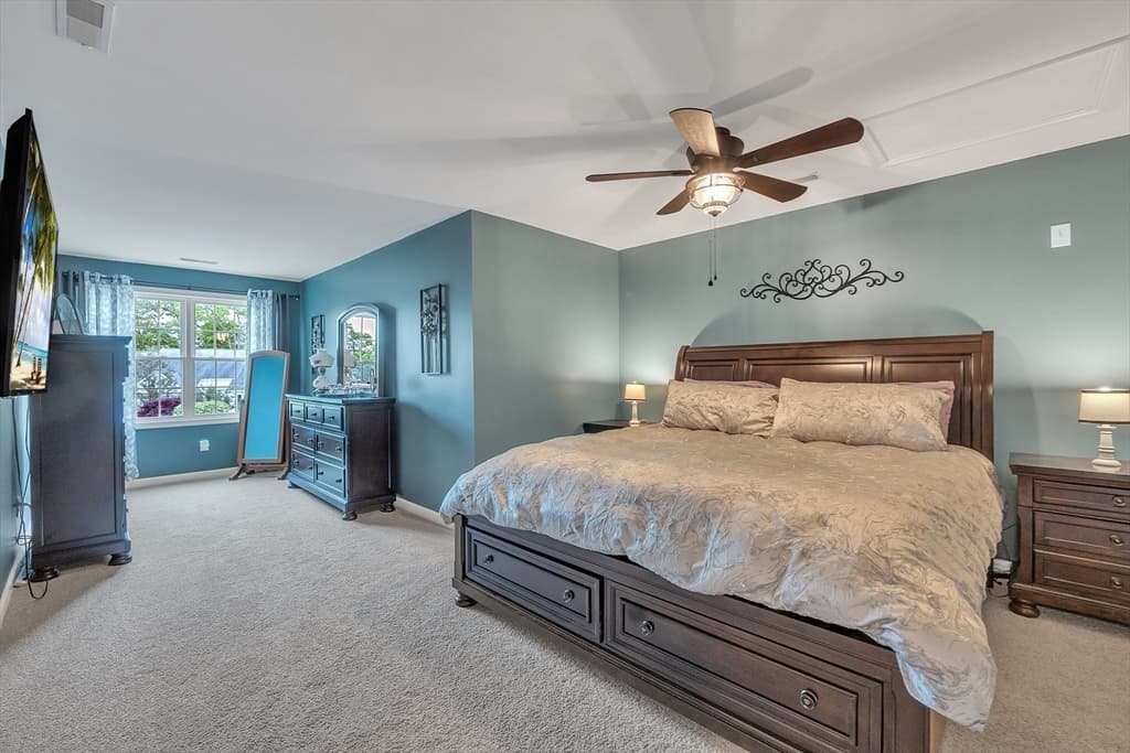 Condominium at 16 Linkside Ct # 16, Northbridge MA 01534, Northbridge, photo 31 of 38