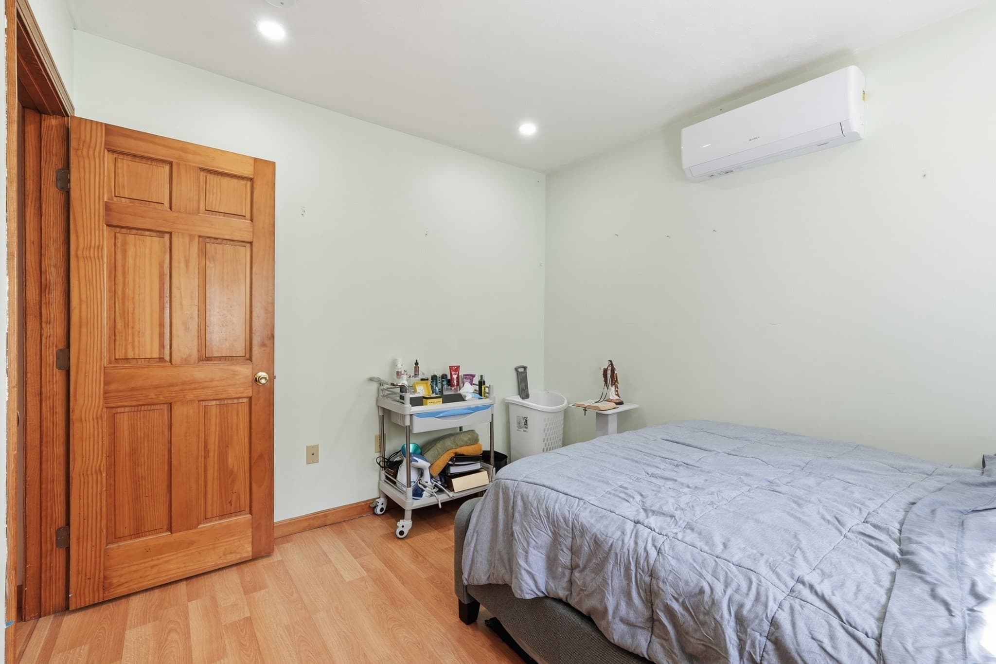 Single Family Residence at 305 Mount Vernon St, Fitchburg MA 01420, Fitchburg, photo 27 of 37