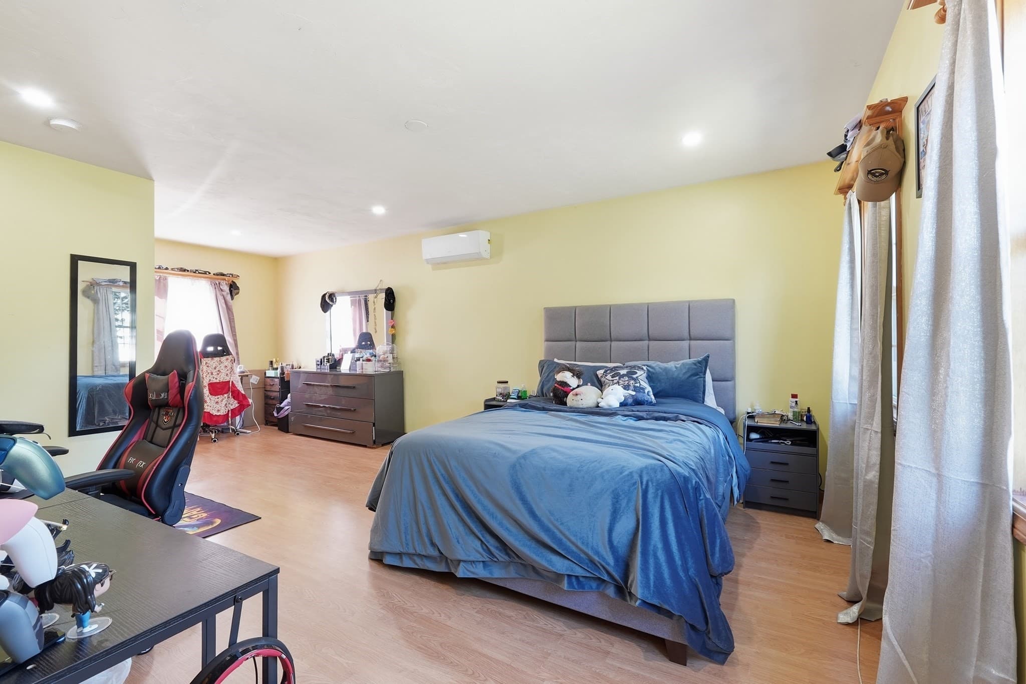 Single Family Residence at 305 Mount Vernon St, Fitchburg MA 01420, Fitchburg, photo 20 of 37