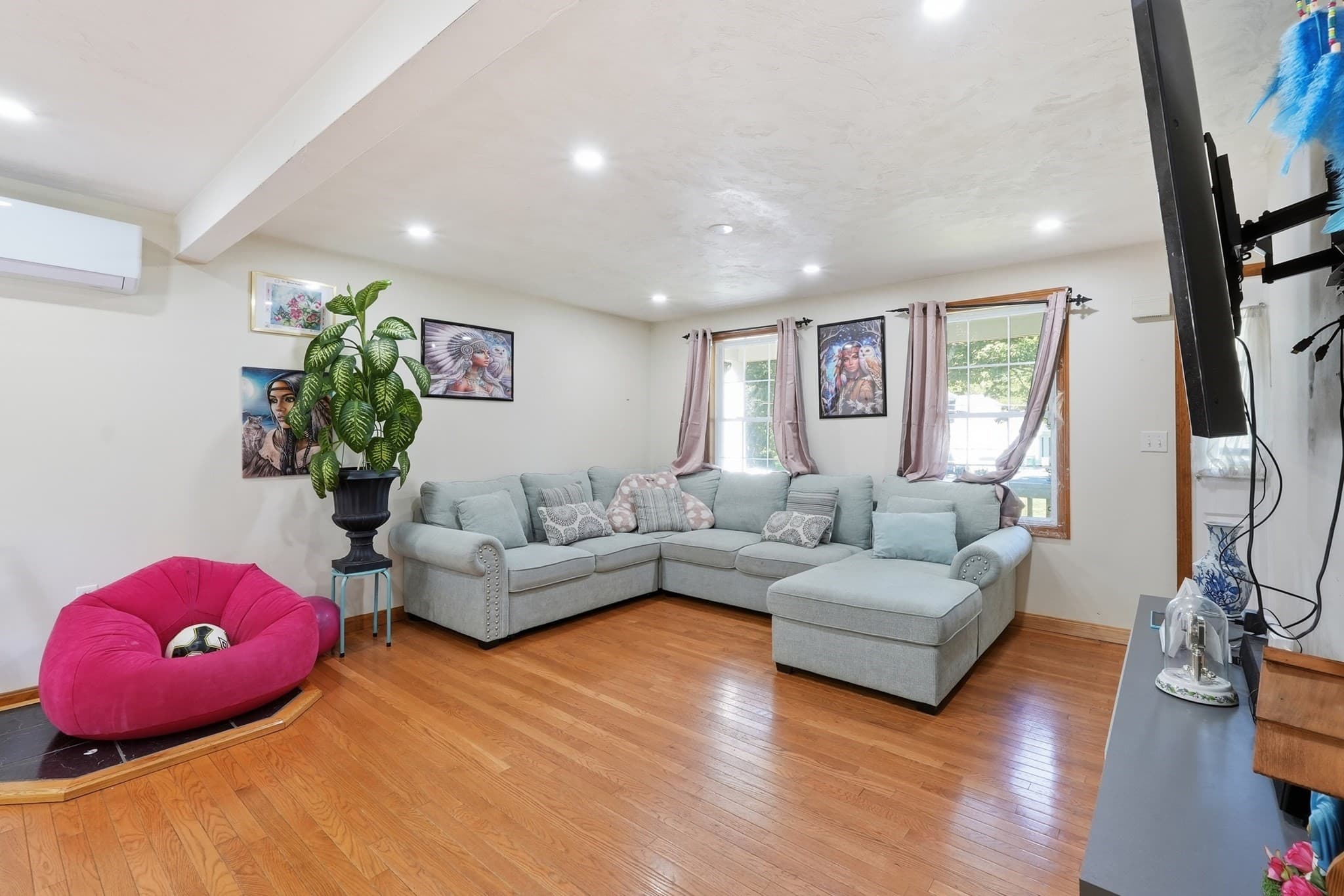 Single Family Residence at 305 Mount Vernon St, Fitchburg MA 01420, Fitchburg, photo 14 of 37