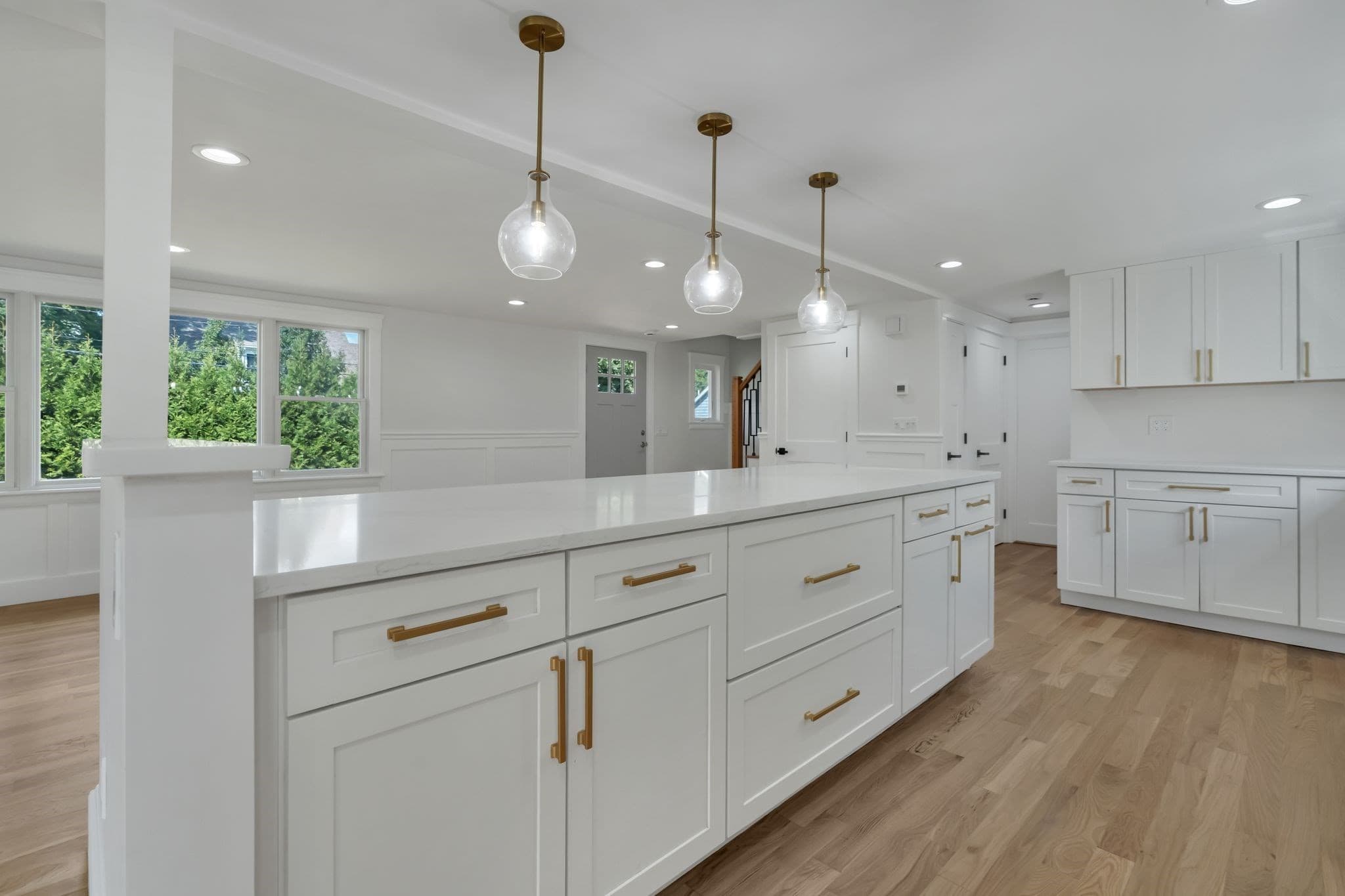 Single Family Residence at 10 Briggs Ln, Marion MA 02738, Marion, photo 7 of 42