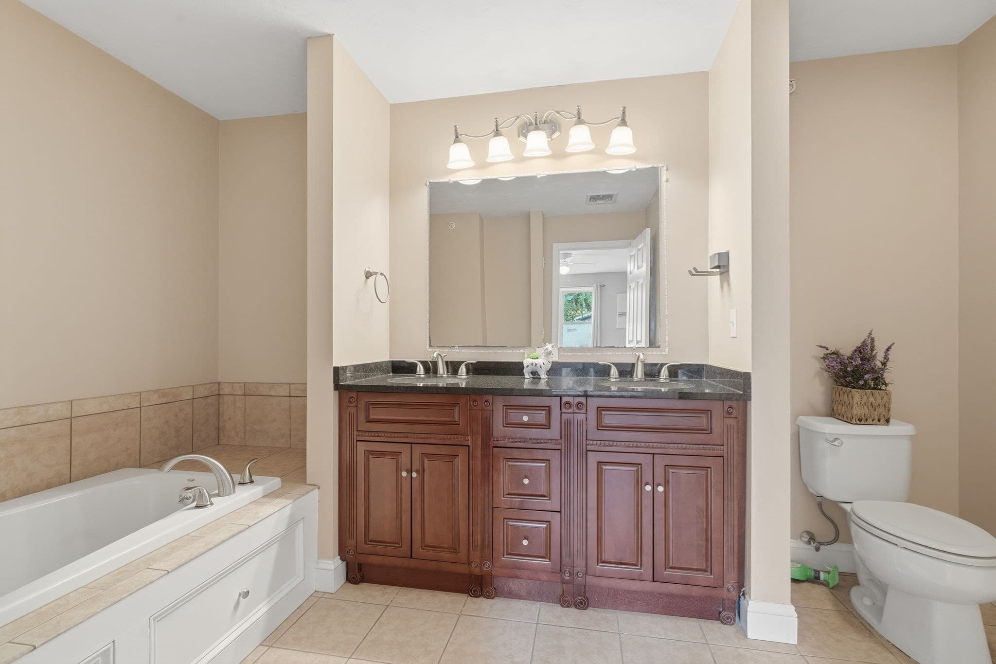 Condominium at 74 West St # 13, Attleboro MA 02703, Attleboro, photo 27 of 42