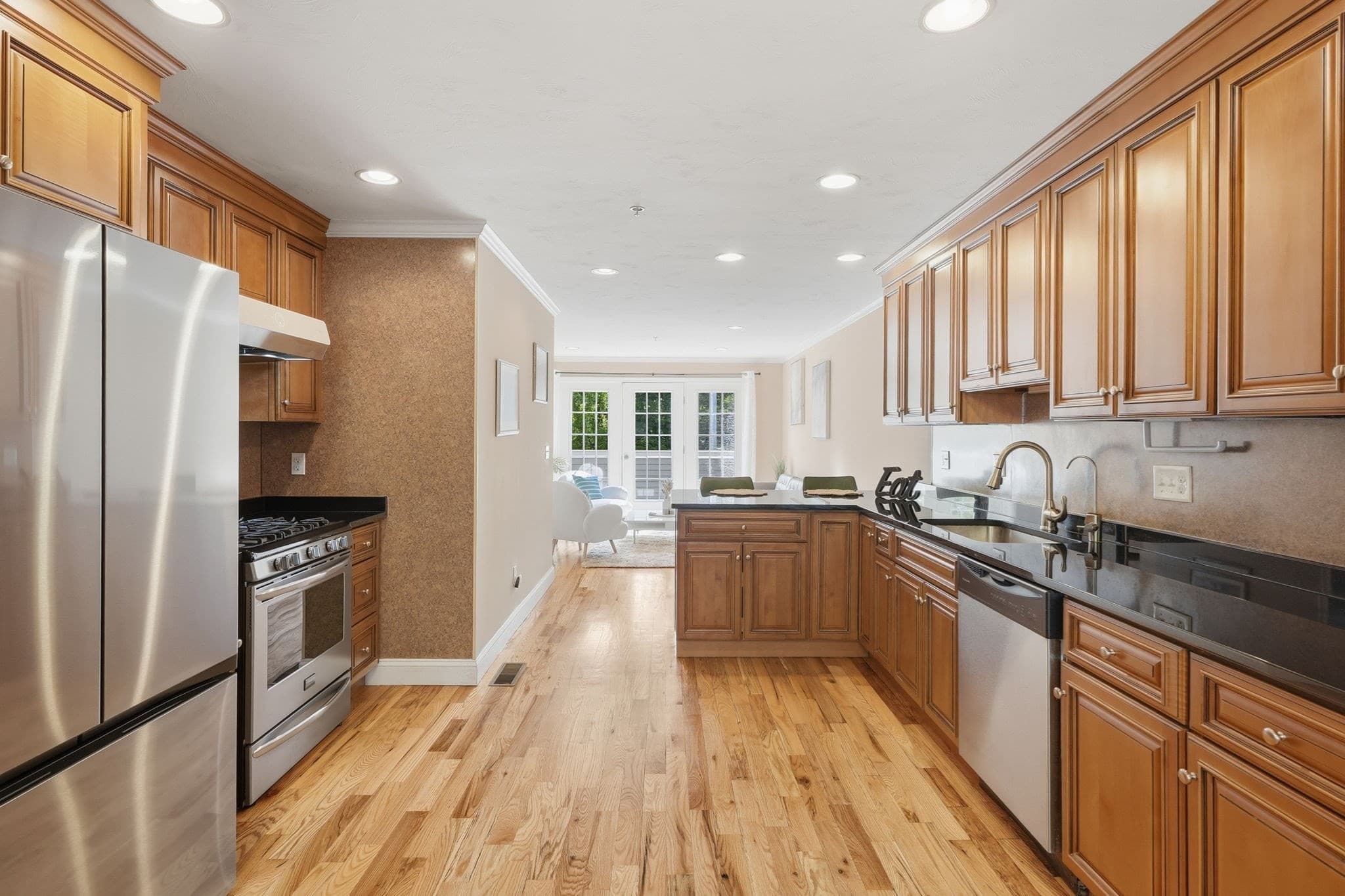 Condominium at 74 West St # 13, Attleboro MA 02703, Attleboro, photo 6 of 42