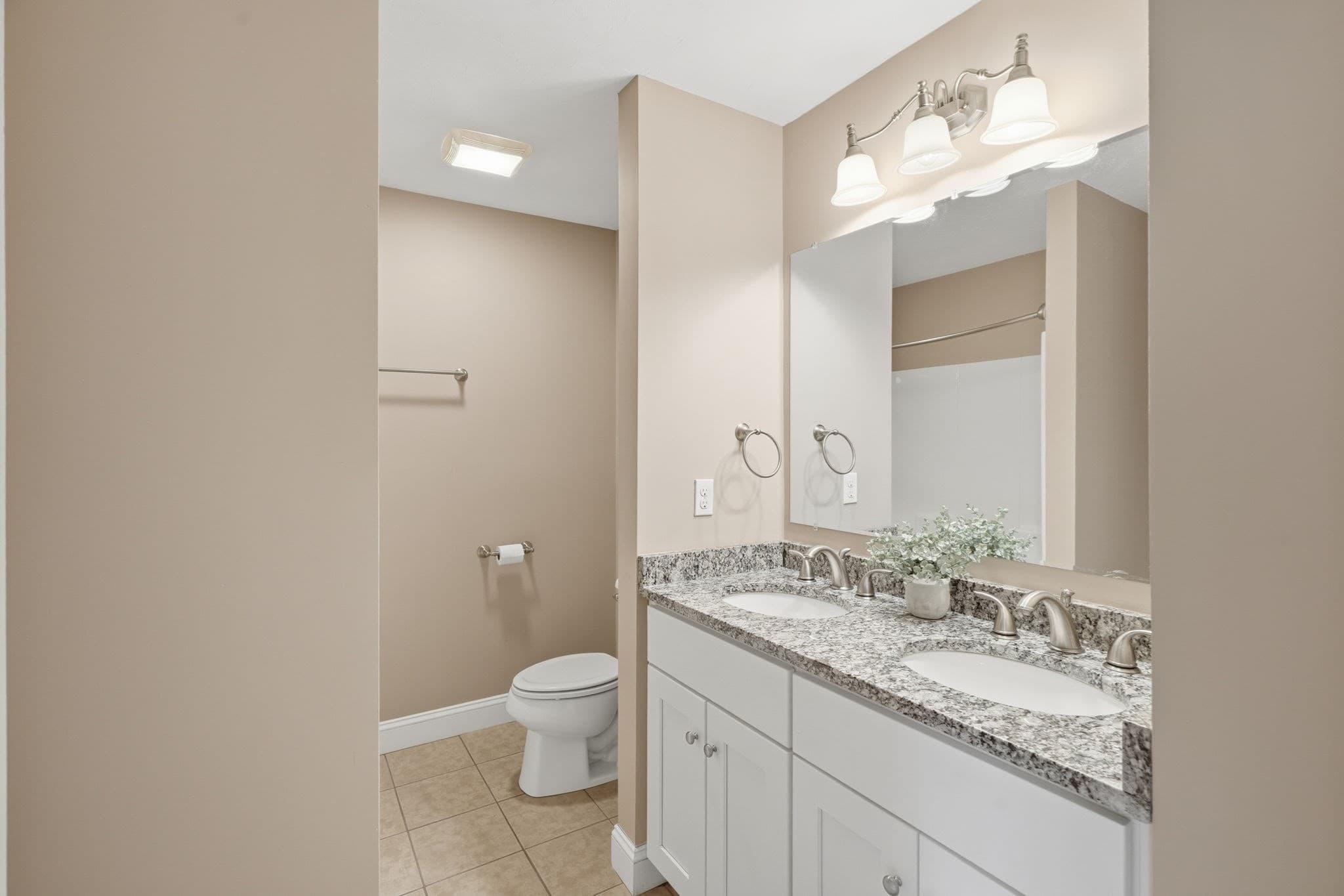 Condominium at 74 West St # 13, Attleboro MA 02703, Attleboro, photo 33 of 42