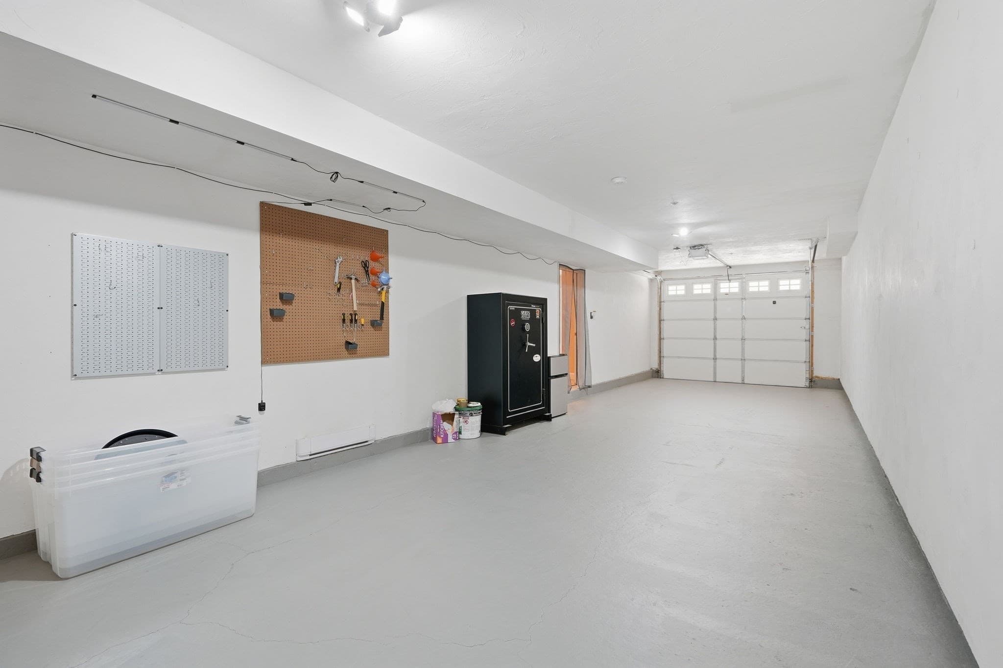 Condominium at 74 West St # 13, Attleboro MA 02703, Attleboro, photo 37 of 42