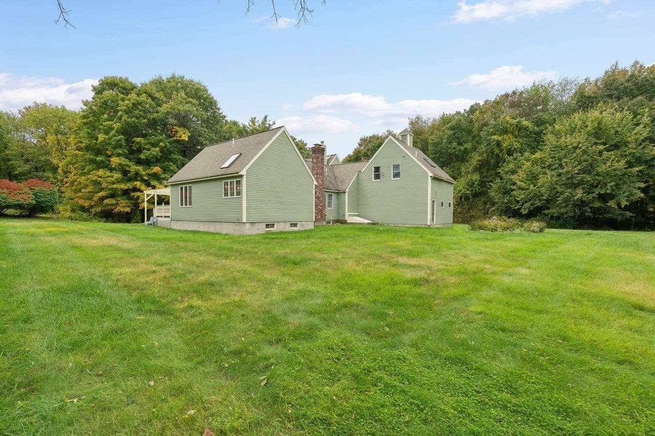 Single Family Residence at 52 Moore Ln, Northborough MA 01532, Northborough, photo 36 of 41