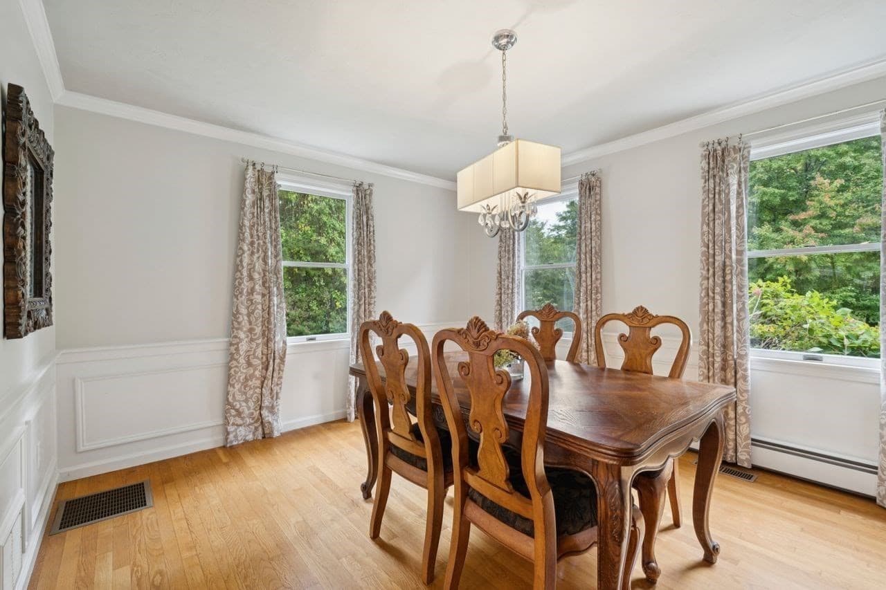 Single Family Residence at 52 Moore Ln, Northborough MA 01532, Northborough, photo 10 of 41