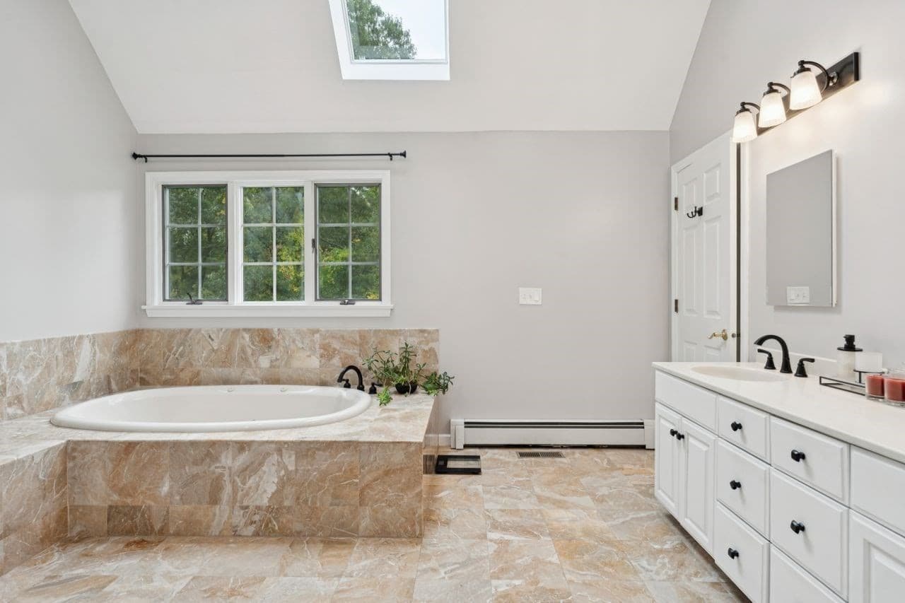 Single Family Residence at 52 Moore Ln, Northborough MA 01532, Northborough, photo 18 of 41