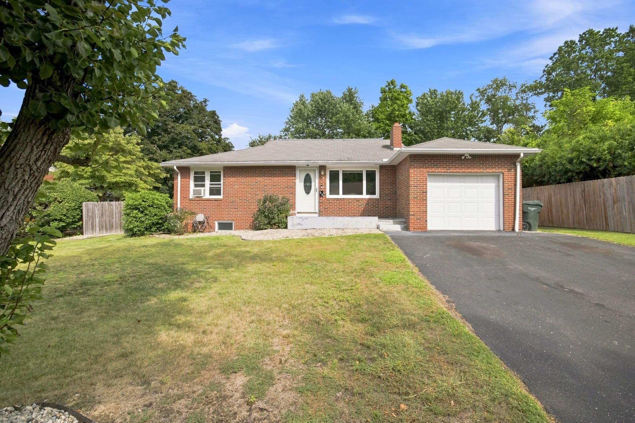 Single Family Residence at 63 Martel Rd, Springfield MA 01119, Springfield, photo 3 of 39