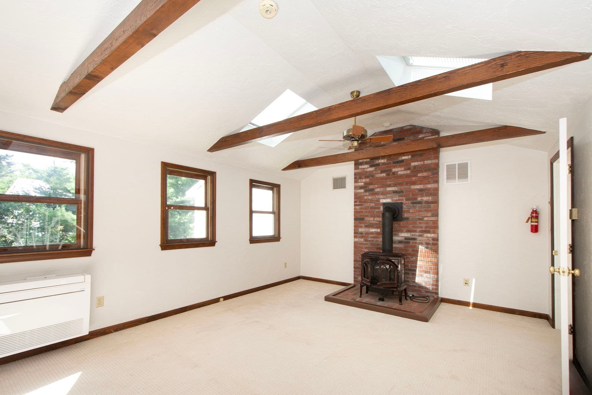 Single Family Residence at 32 Hawthorne Rd., Hanover MA 02339, Hanover, photo 9 of 42