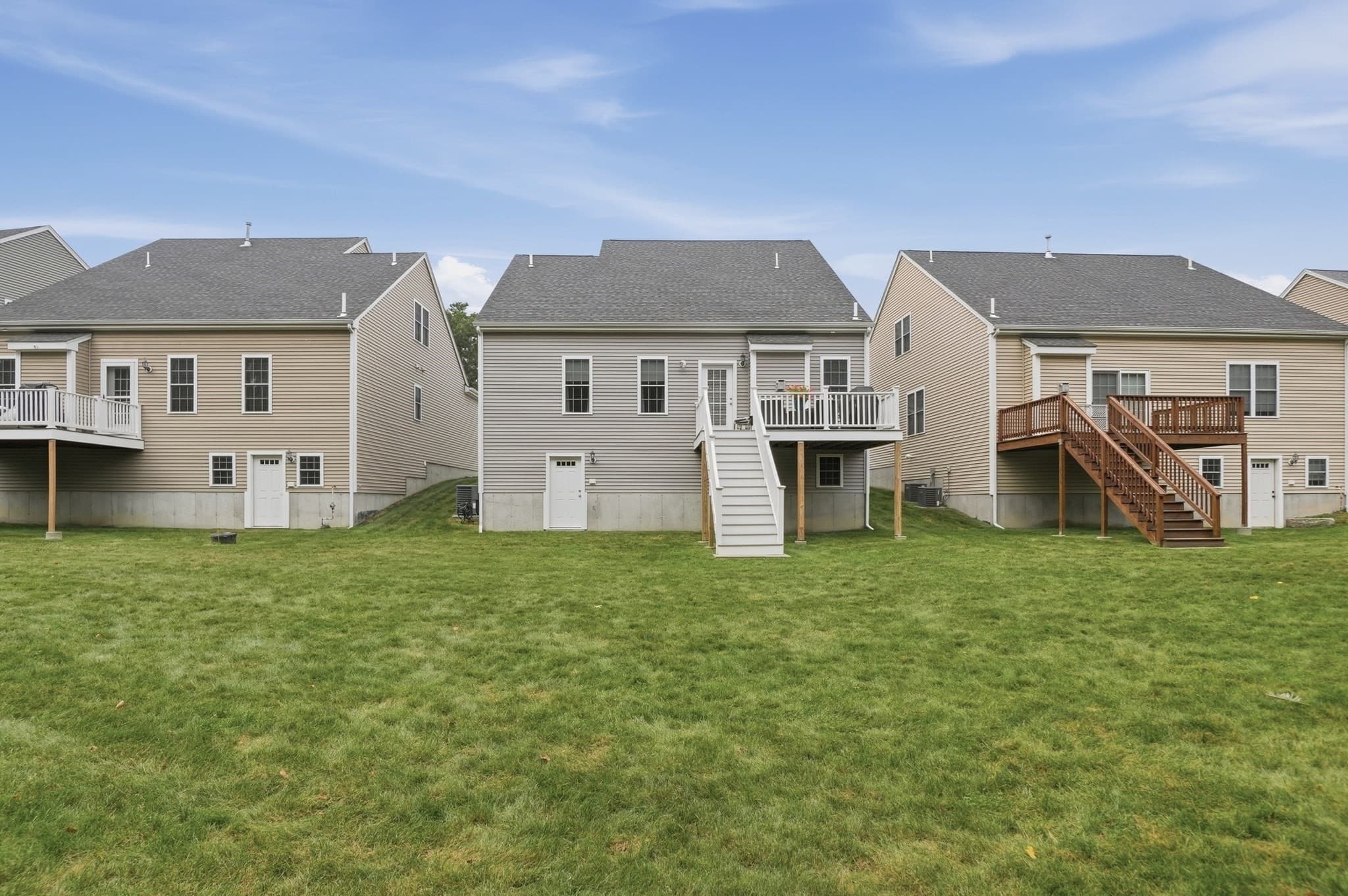 Condominium at 15 Beaver Pond Road # 15, Milford MA 01757, photo 33 of 38