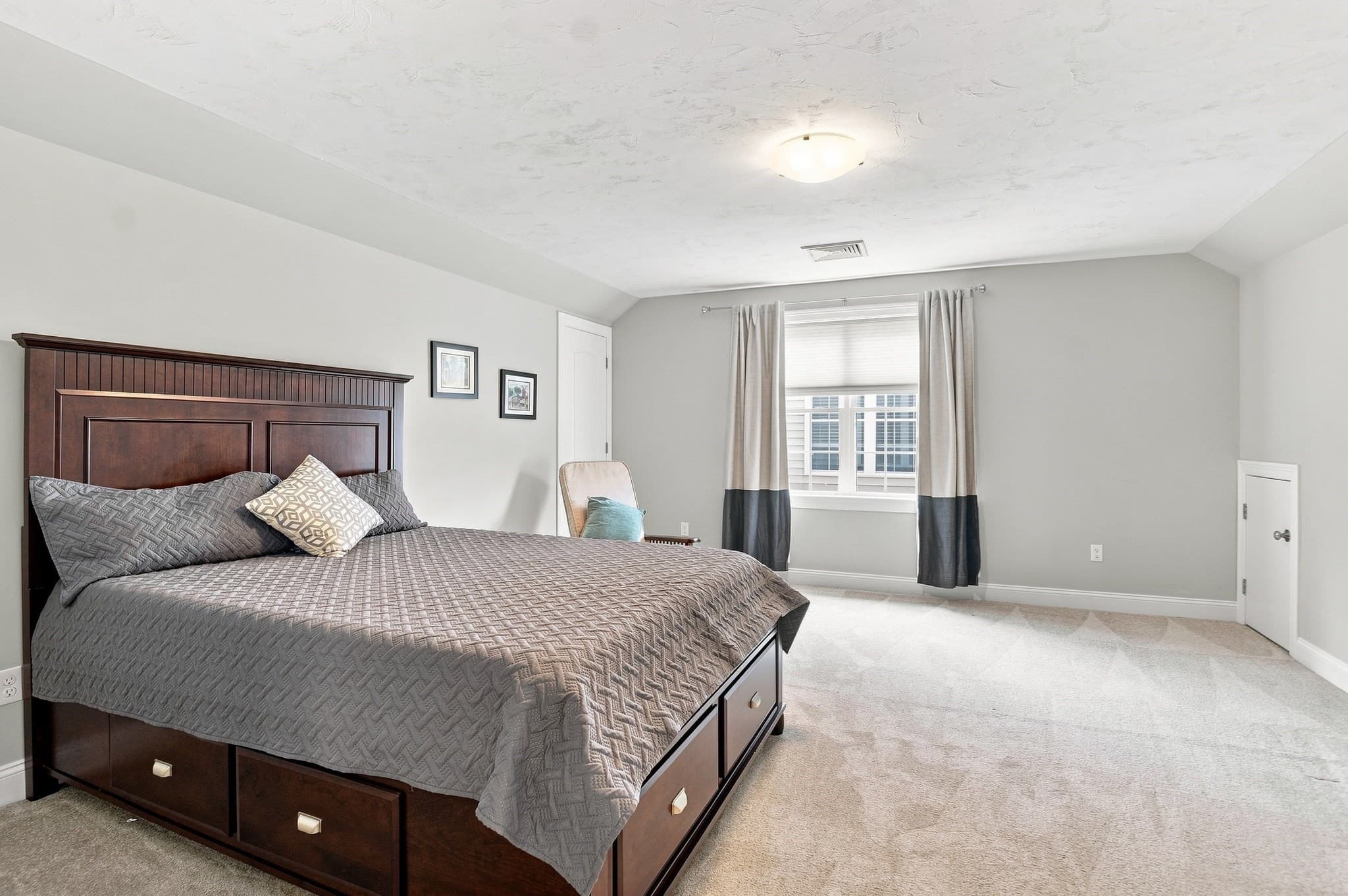 Condominium at 15 Beaver Pond Road # 15, Milford MA 01757, photo 18 of 38