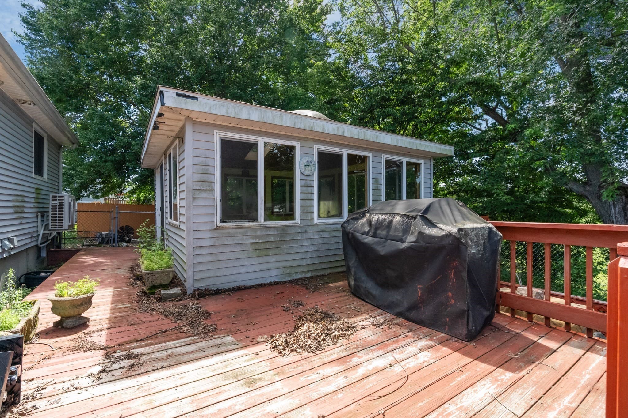 Single Family Residence at 127 Kenmar Dr, Somerset MA 02726, Somerset, photo 20 of 21
