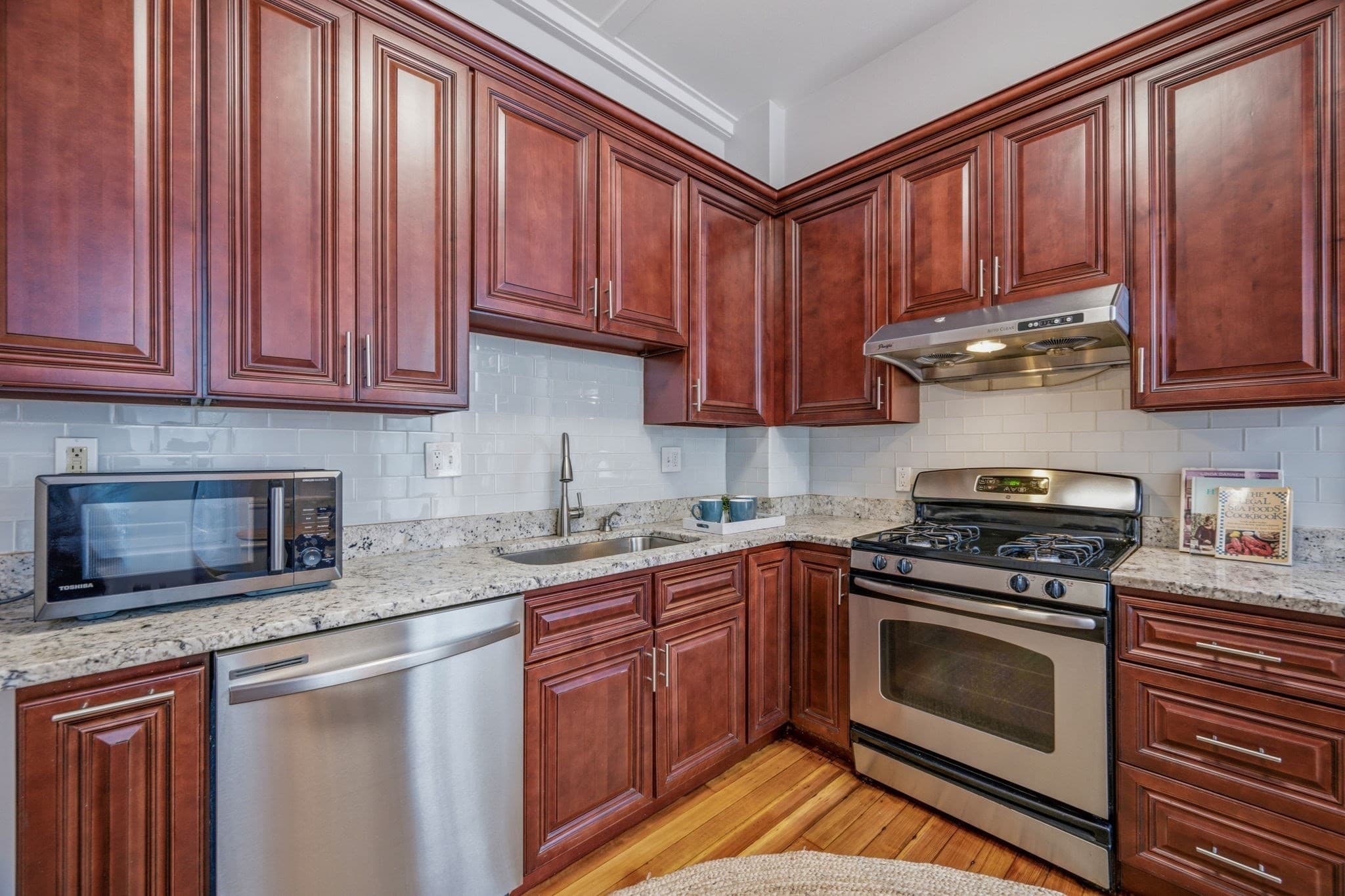 Condominium at 62 Cypress # 1, Brookline MA 02445, Brookline, photo 2 of 38