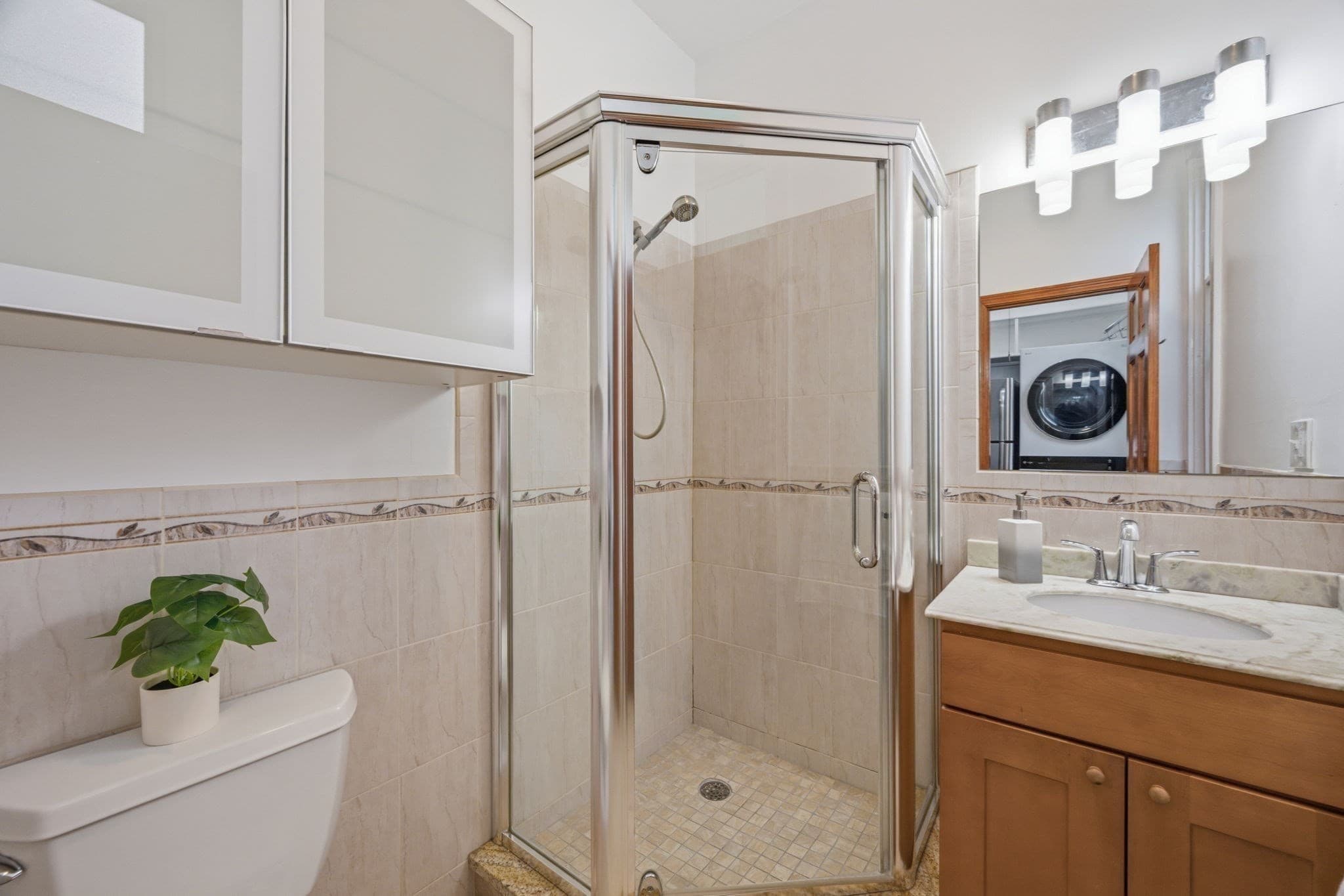 Condominium at 62 Cypress # 1, Brookline MA 02445, Brookline, photo 25 of 38