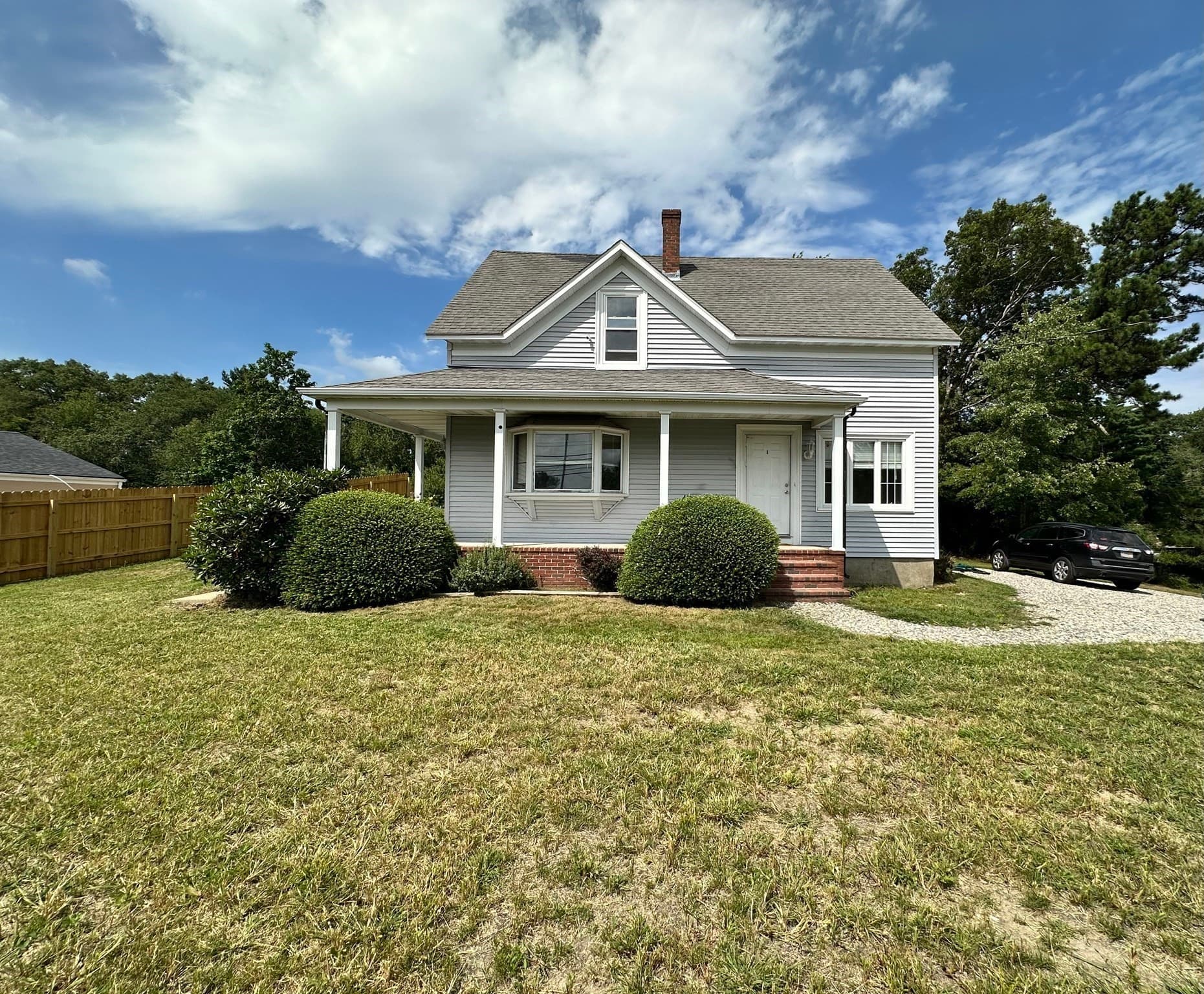 202 N Quarry St, Dartmouth MA 02747