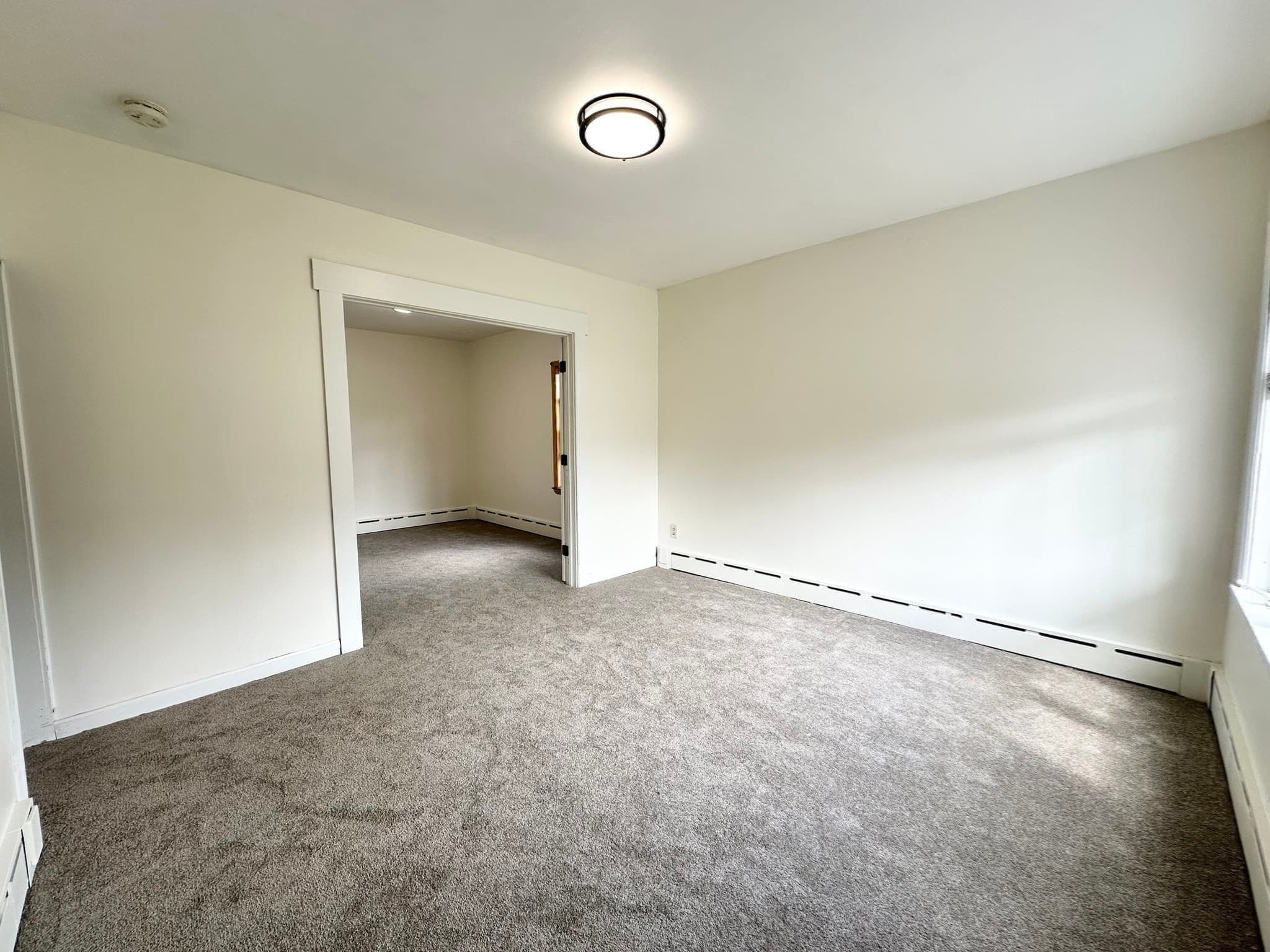 Single Family Residence at 202 N Quarry St, Dartmouth MA 02747, Dartmouth, photo 8 of 13