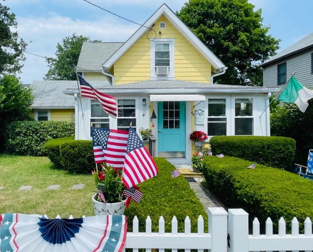 48 Highland Ave Onset, Wareham MA 02558