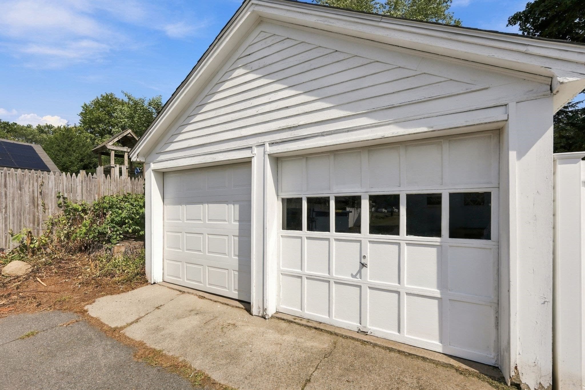 Single Family Residence at 91 N Main St, East Longmeadow MA 01028, East Longmeadow, photo 33 of 40